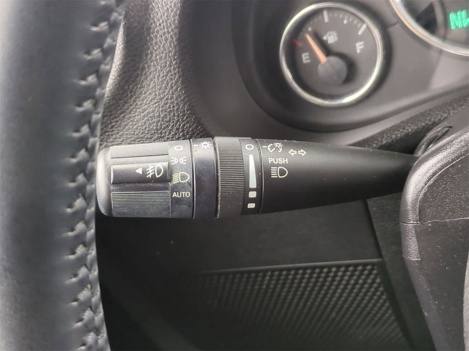 Thumbnail: 2015 Jeep Wrangler - 25