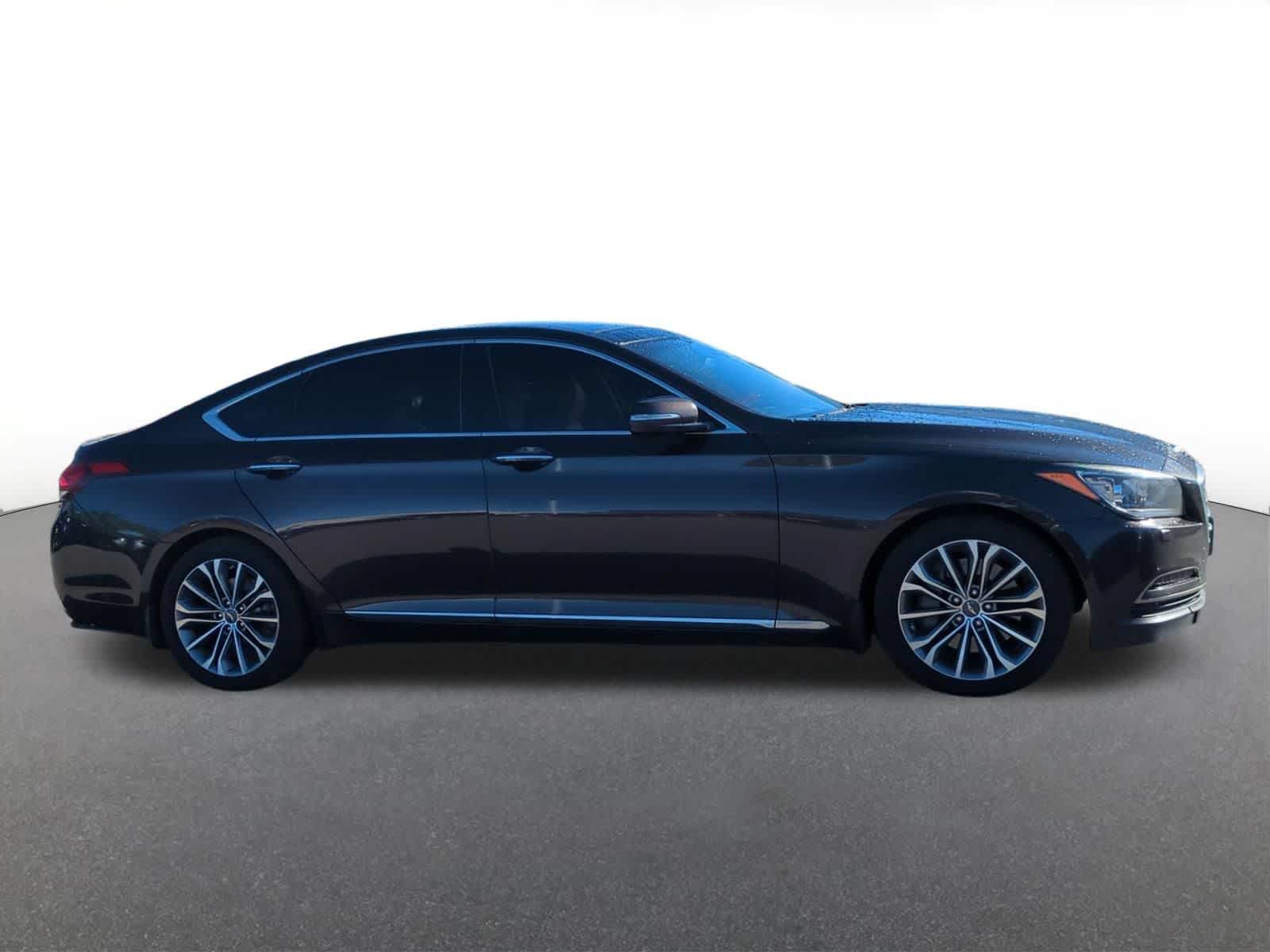 Thumbnail: 2015 Hyundai Genesis - 7