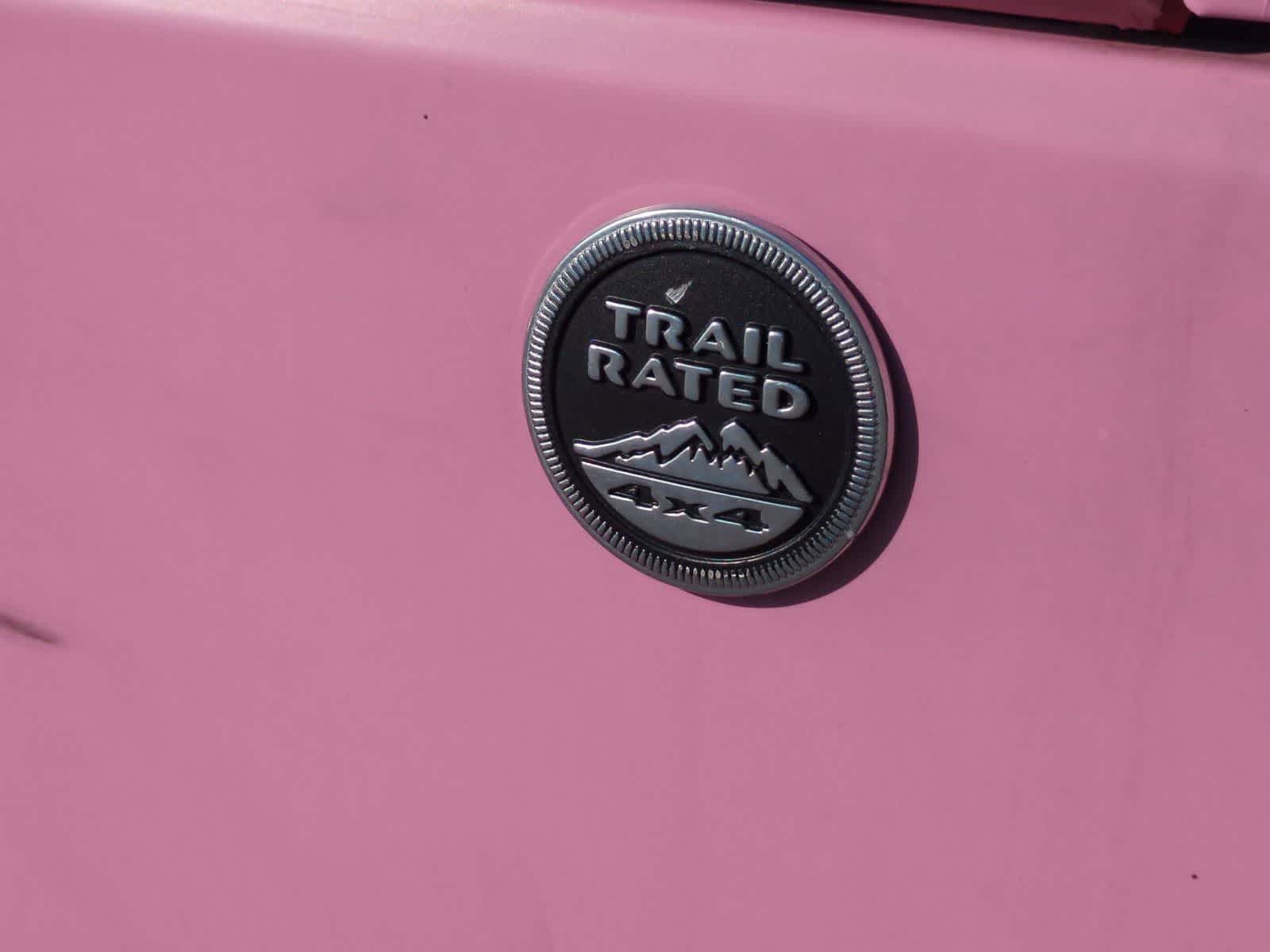 Thumbnail: 2015 Jeep Wrangler - 13