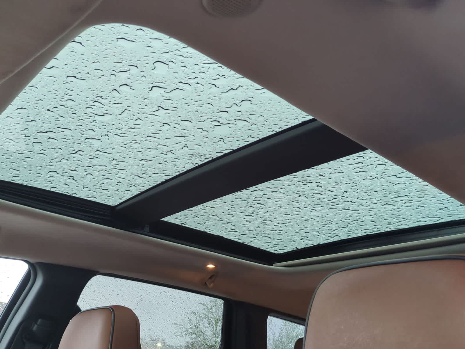 Thumbnail: 2016 Jeep Grand Cherokee - 18