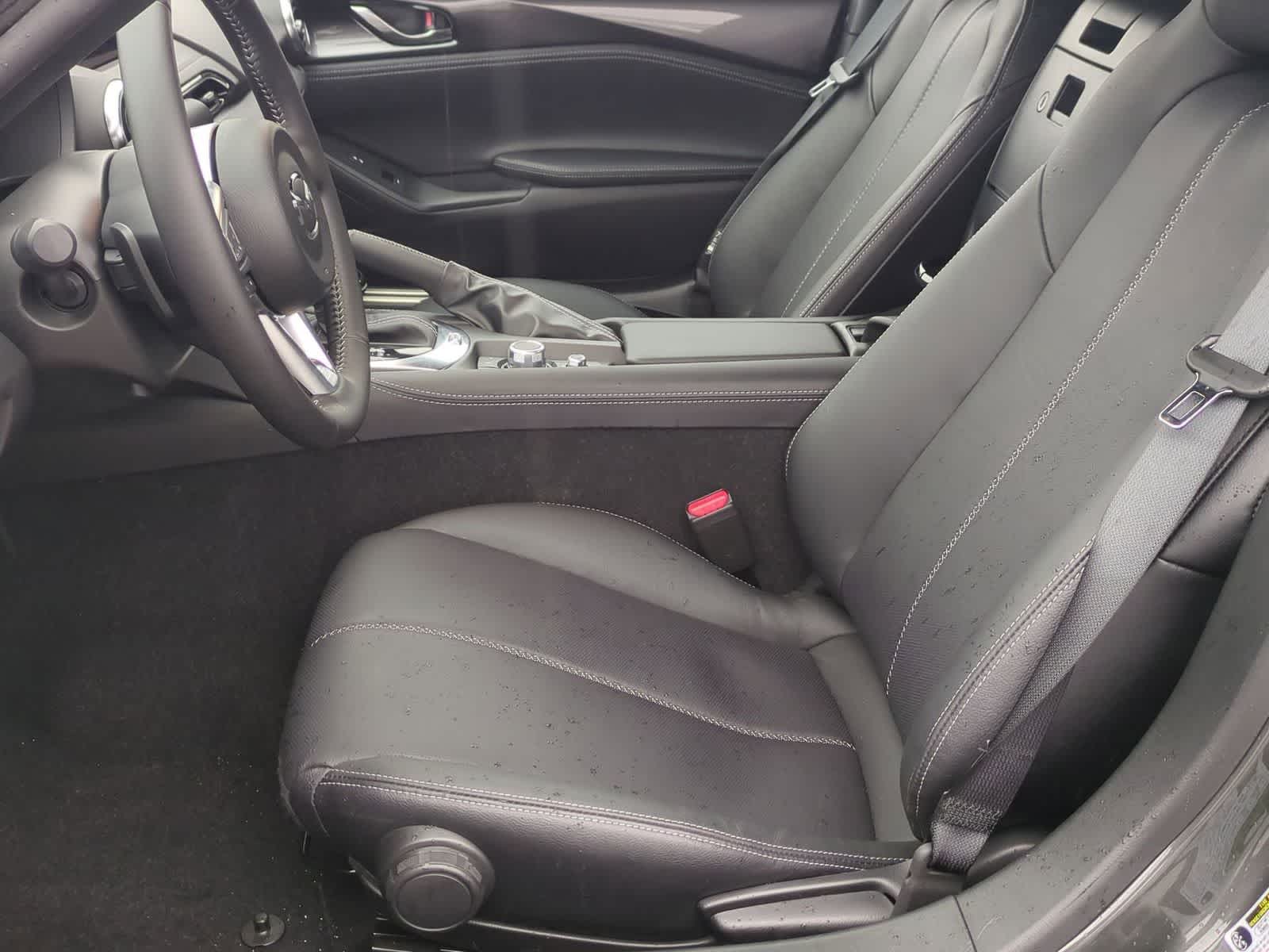 Thumbnail: 2025 Mazda MX-5 Miata - 15