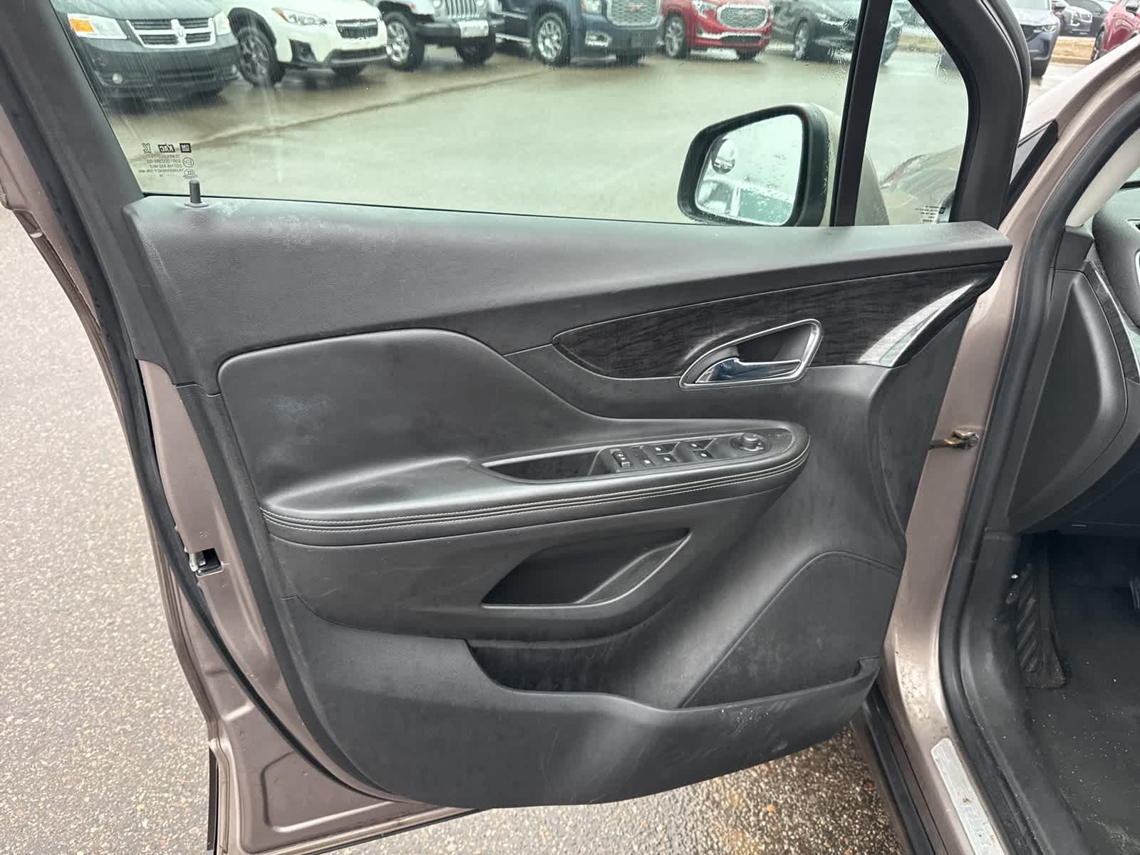 Thumbnail: 2014 Buick Encore - 15