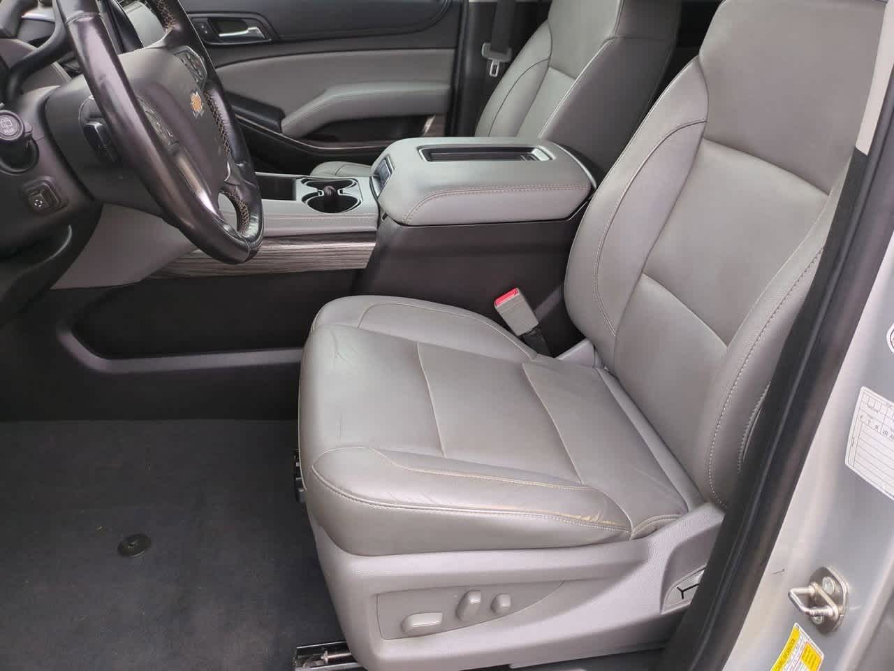 Thumbnail: 2019 Chevrolet Suburban - 15