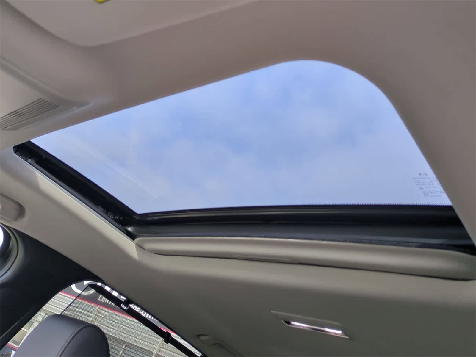 Thumbnail: 2026 Mazda CX-70 - 18