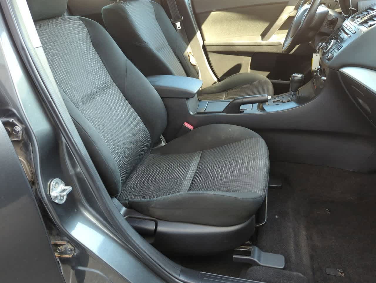 2012 Mazda Mazda3 i Touring 19