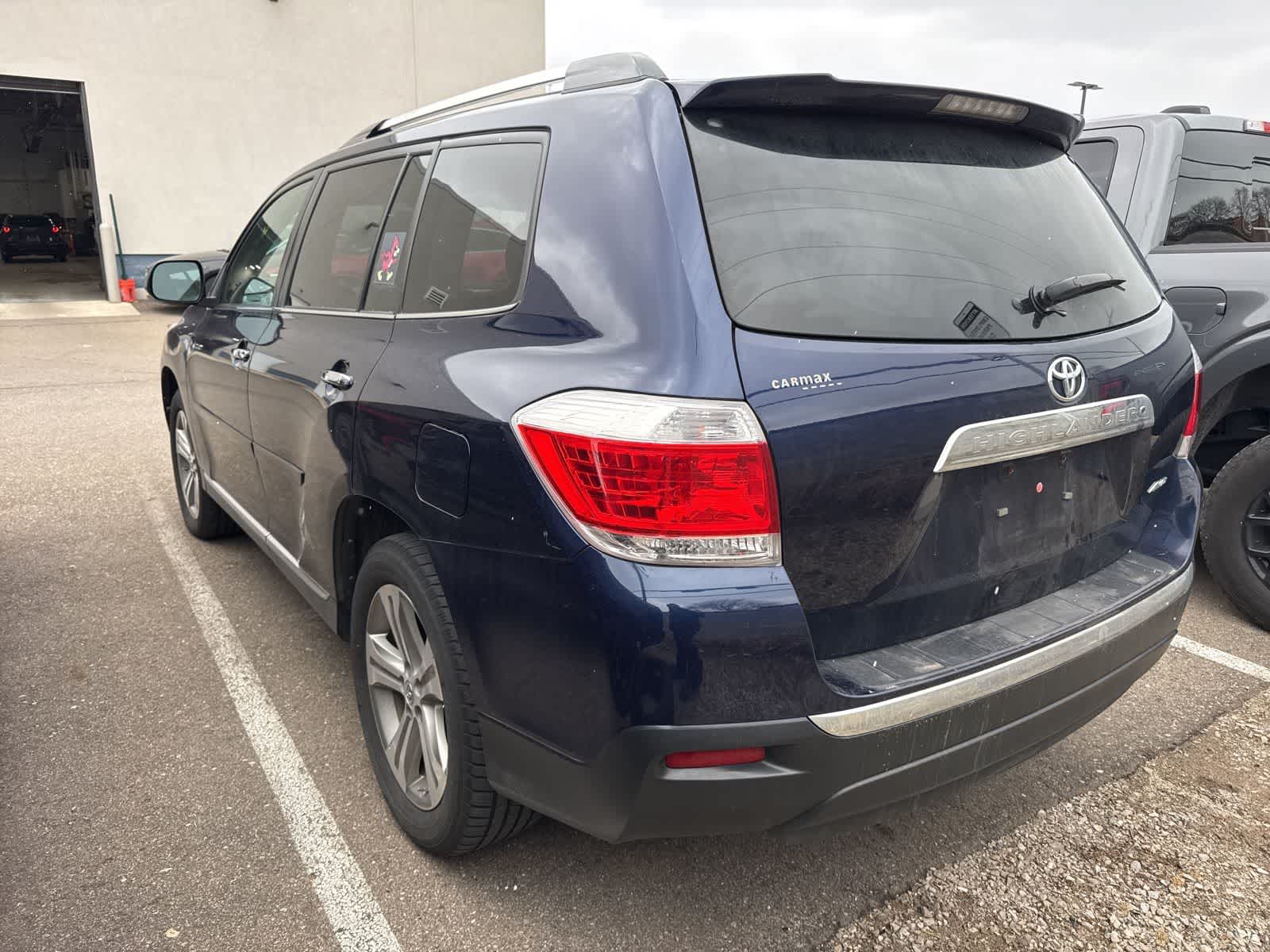 Thumbnail: 2013 Toyota Highlander - 6