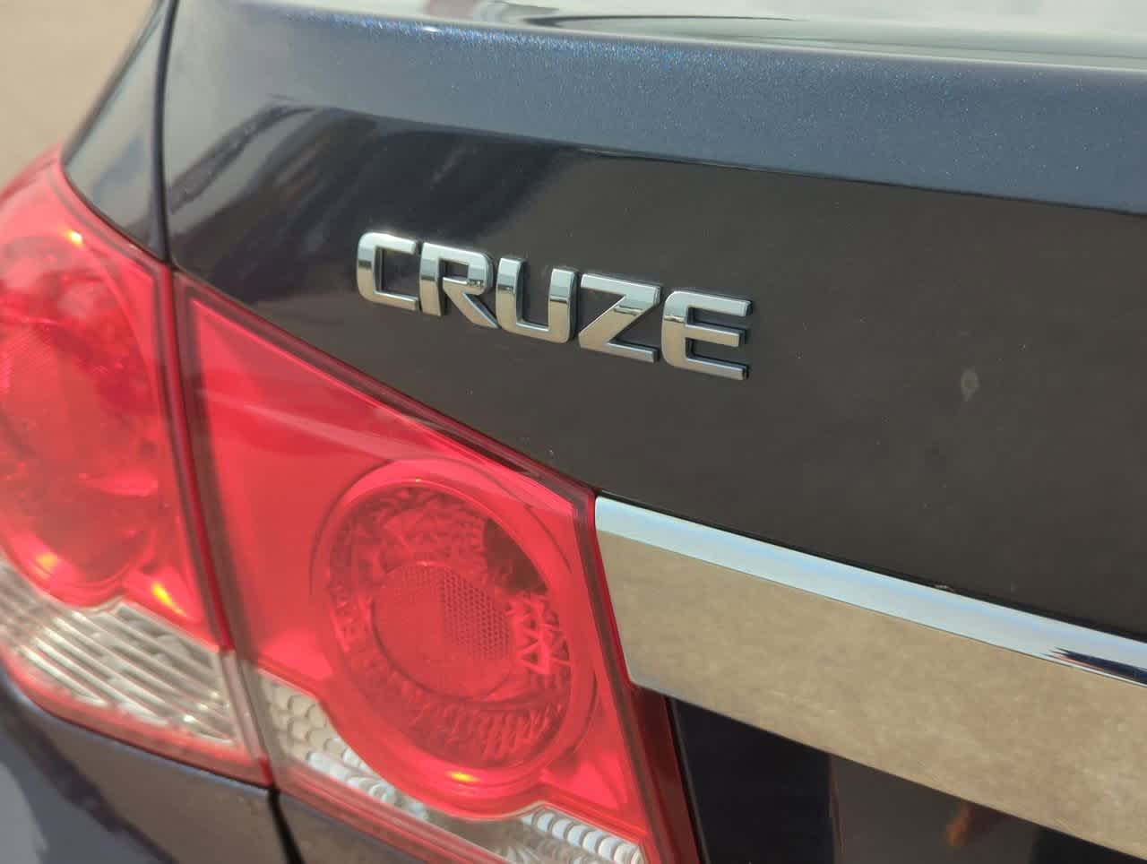2016 Chevrolet Cruze Limited 11