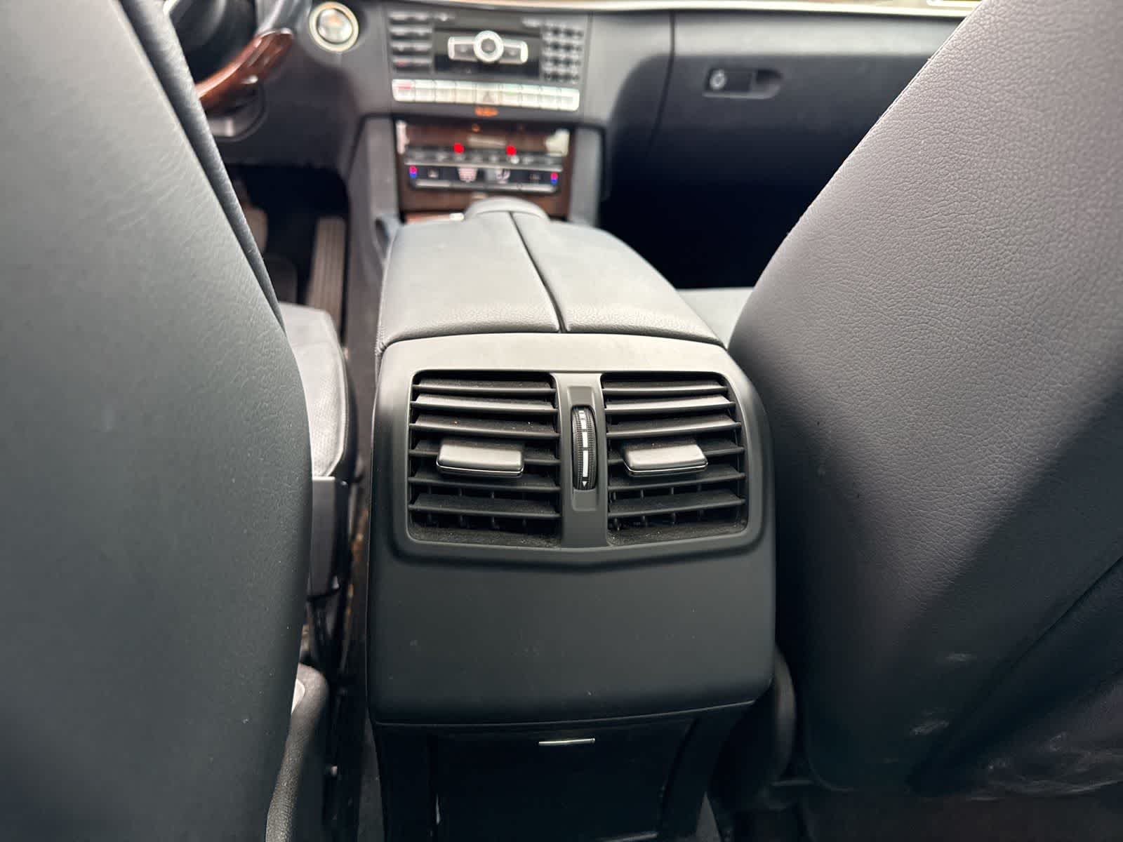 Thumbnail: 2014 Mercedes-Benz E-Class - 22