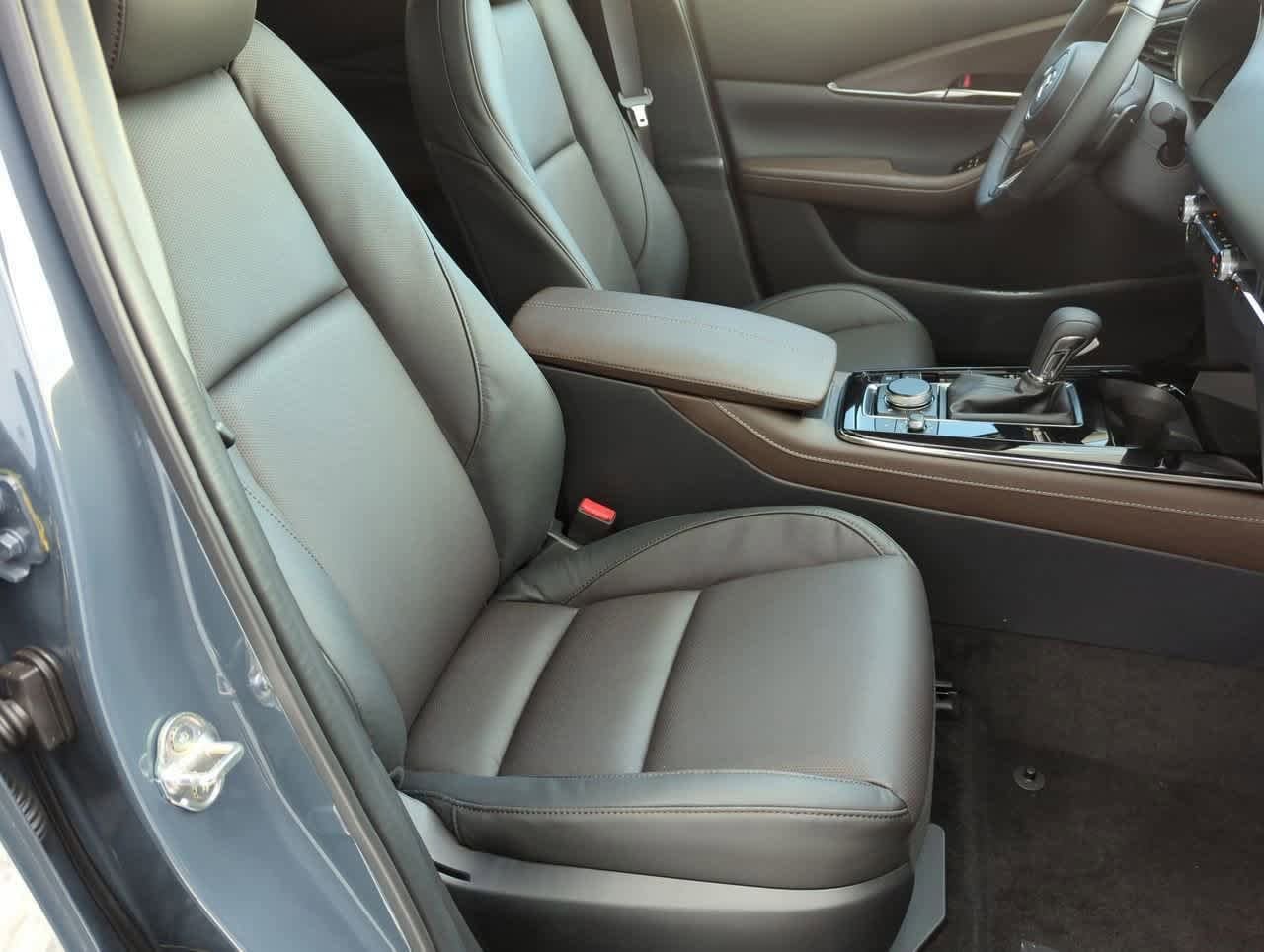 Thumbnail: 2025 Mazda CX-30 - 21