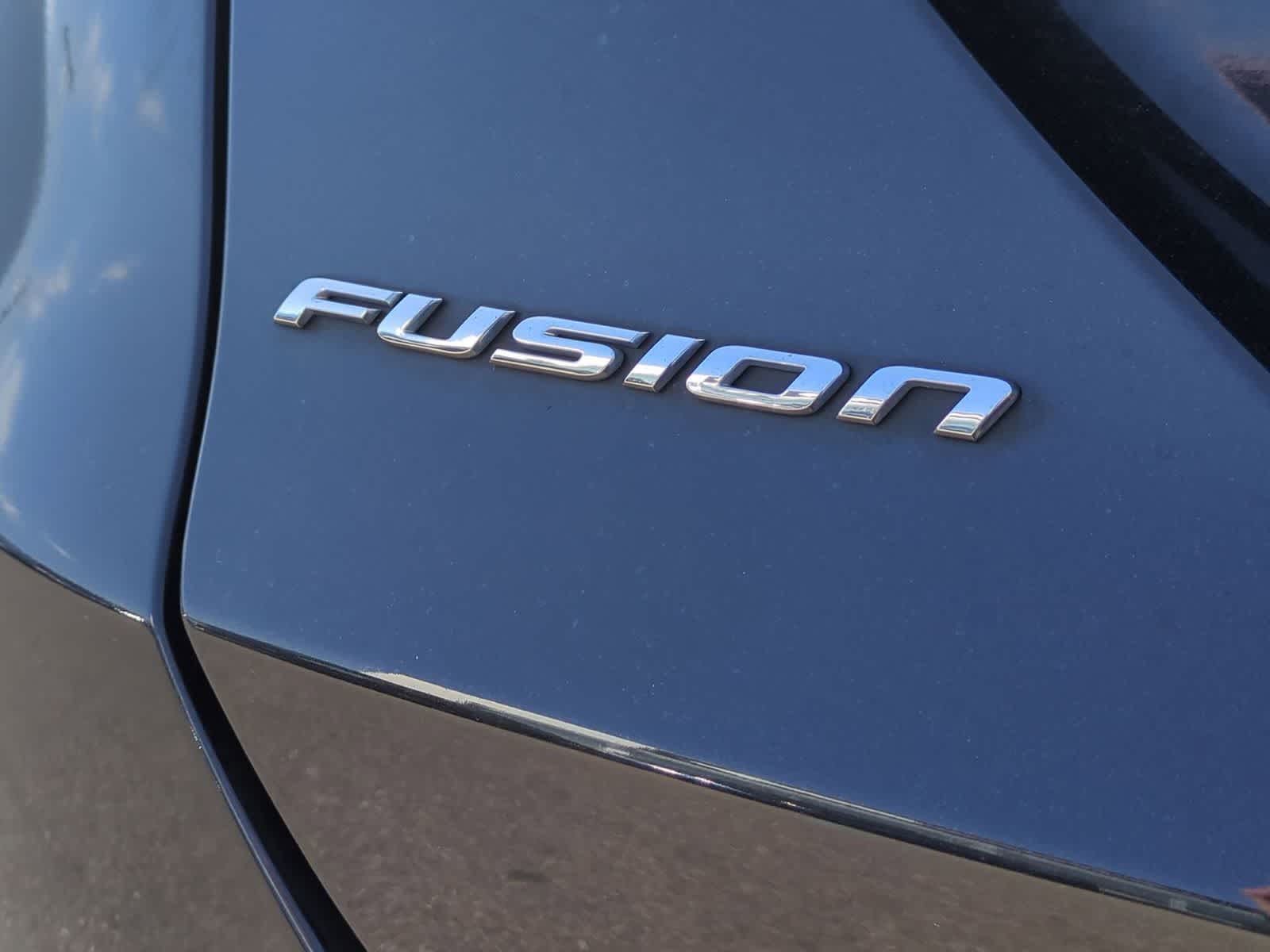 Thumbnail: 2015 Ford Fusion - 12