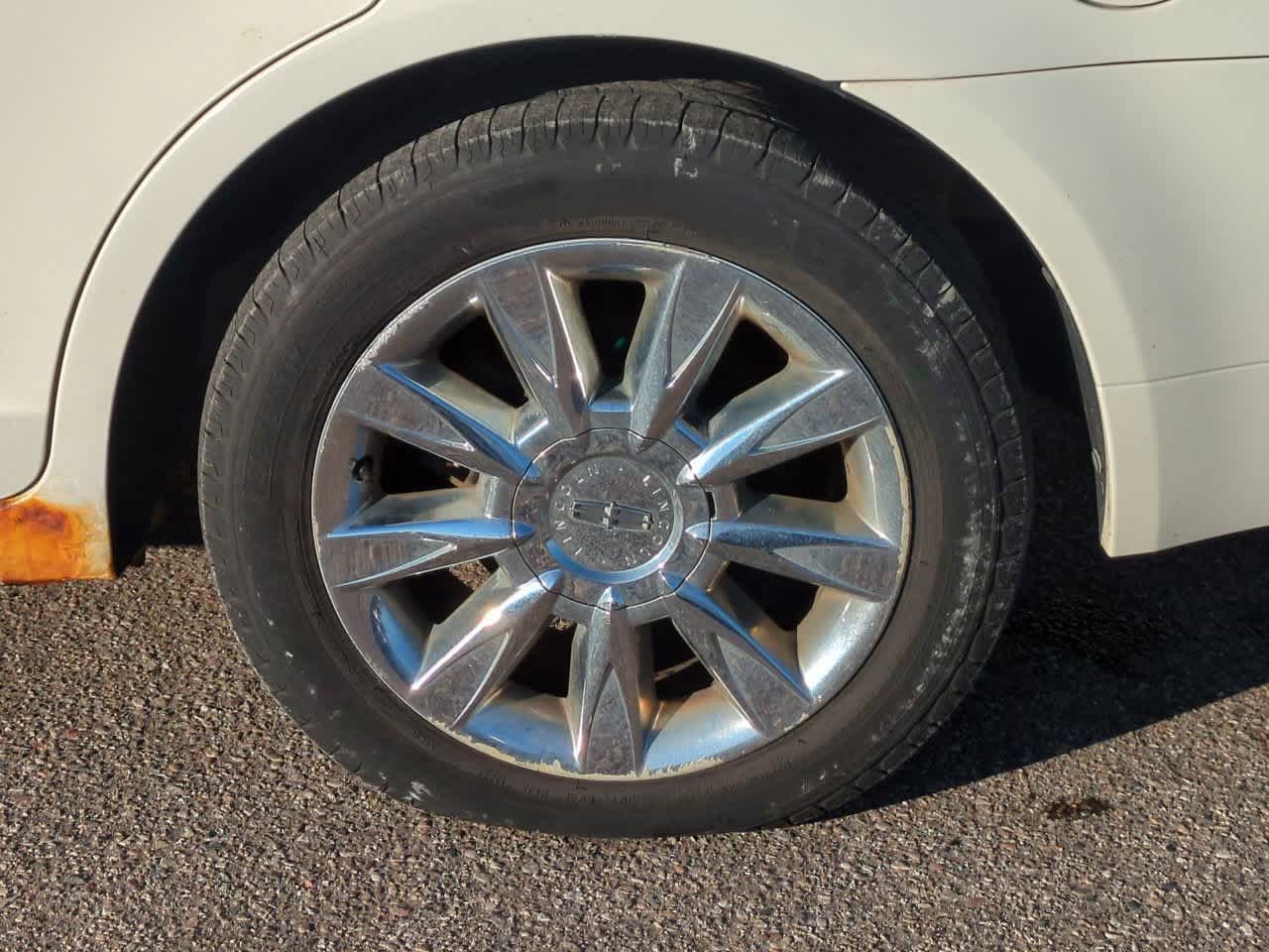 Thumbnail: 2012 Lincoln MKZ - 13