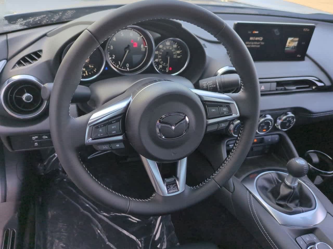 Thumbnail: 2025 Mazda MX-5 Miata - 17