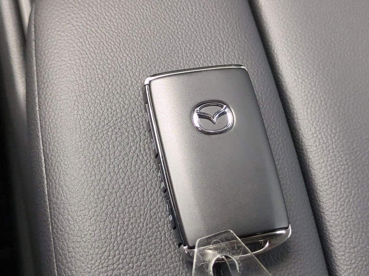 Thumbnail: 2025 Mazda CX-50 - 31