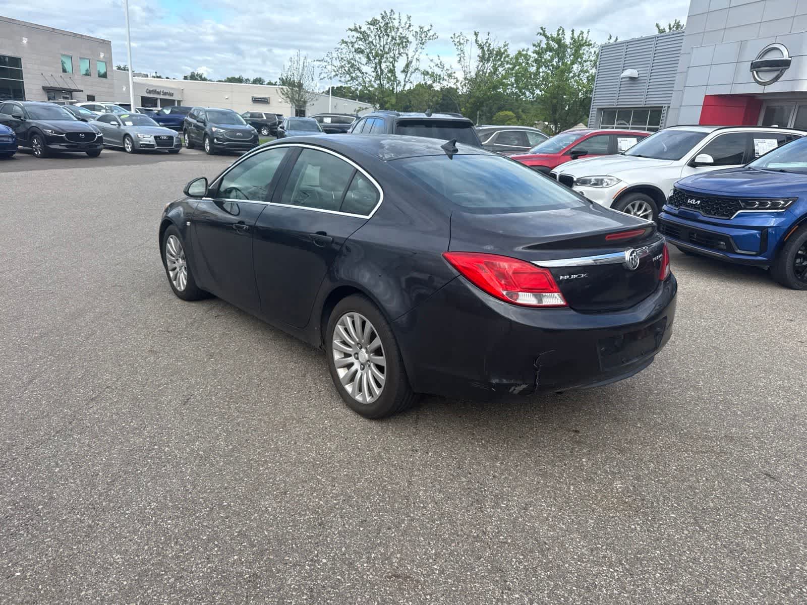 Thumbnail: 2011 Buick Regal - 7