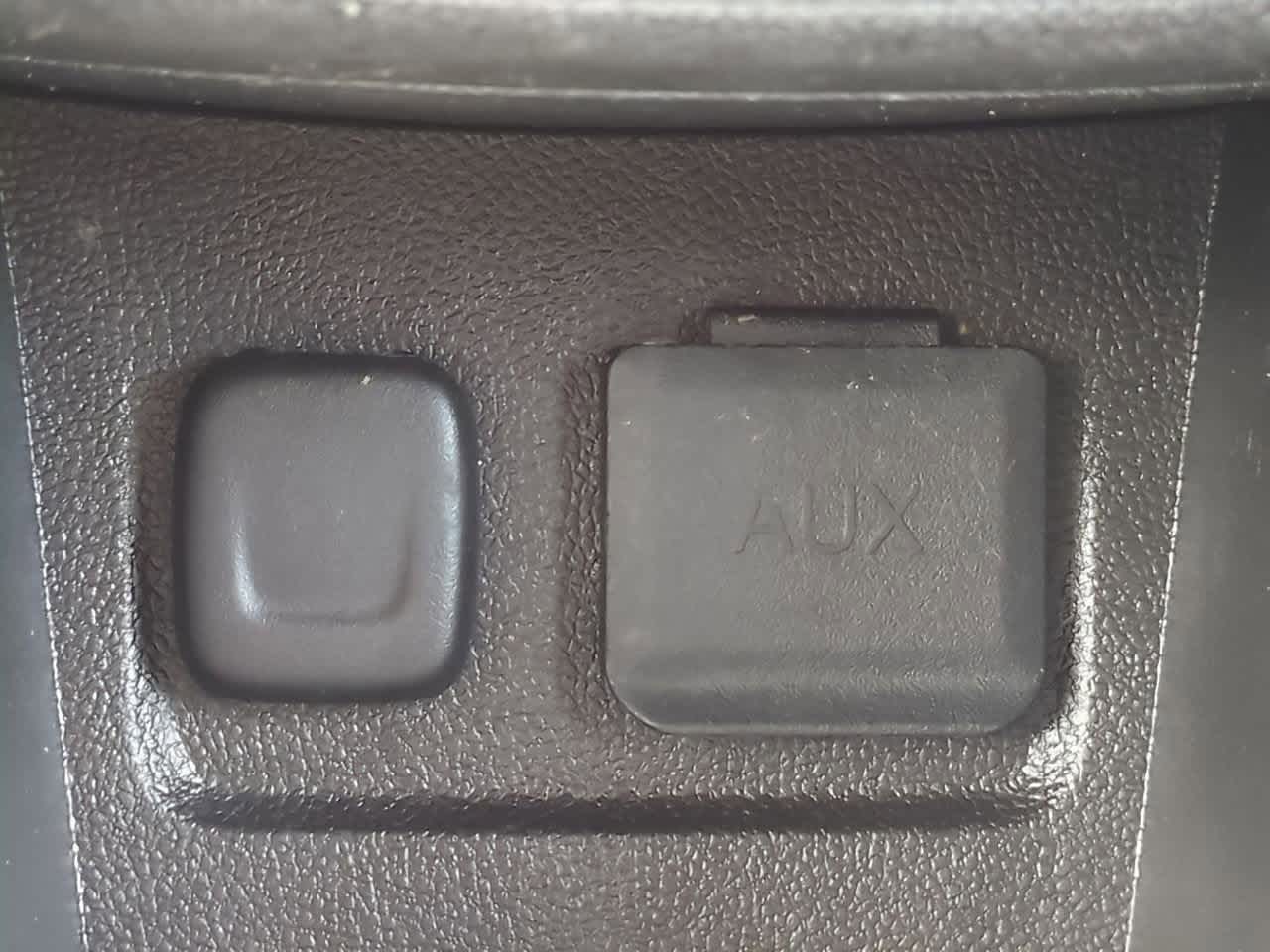 Thumbnail: 2015 Buick Encore - 28