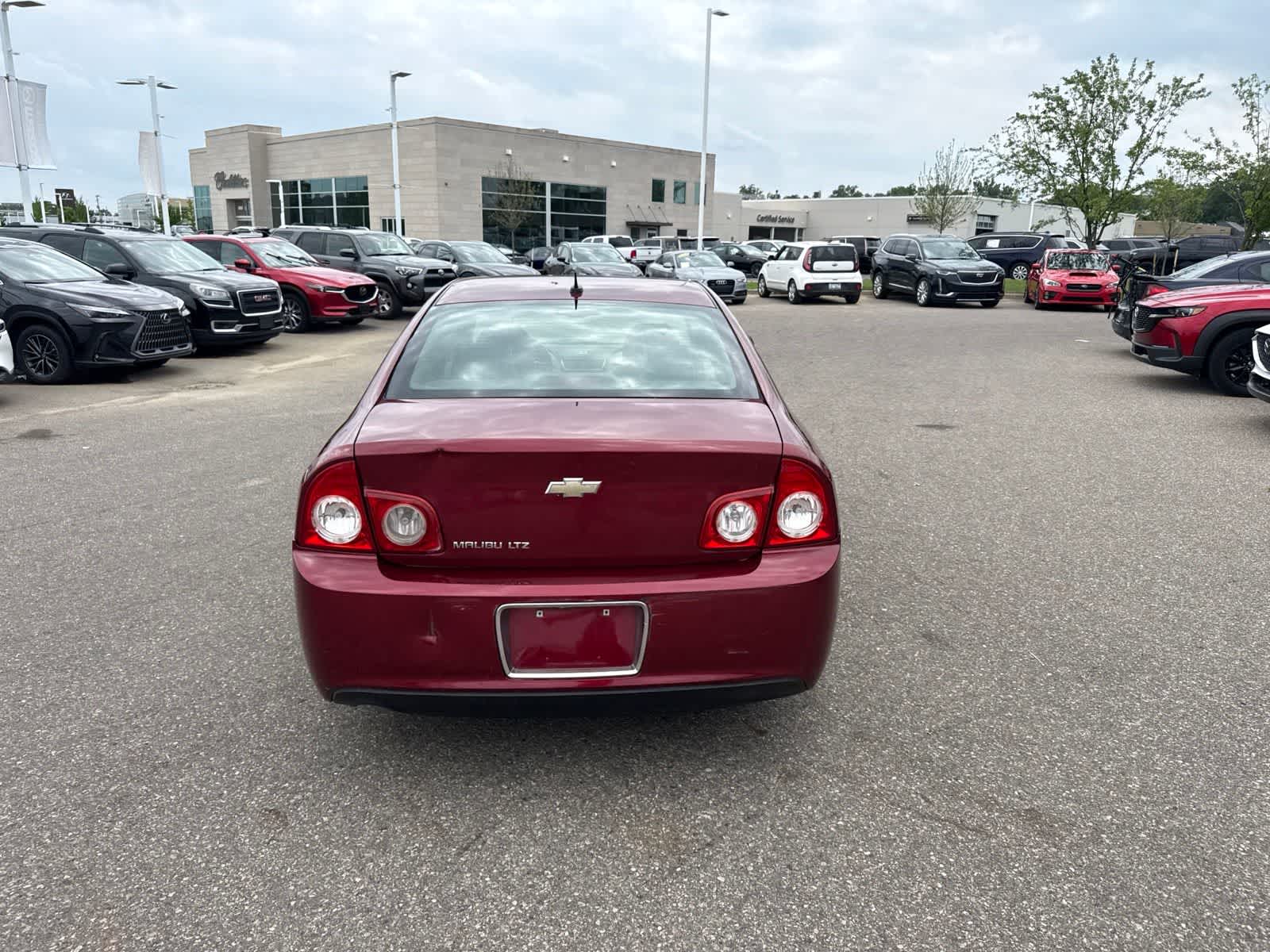 Thumbnail: 2010 Chevrolet Malibu - 6