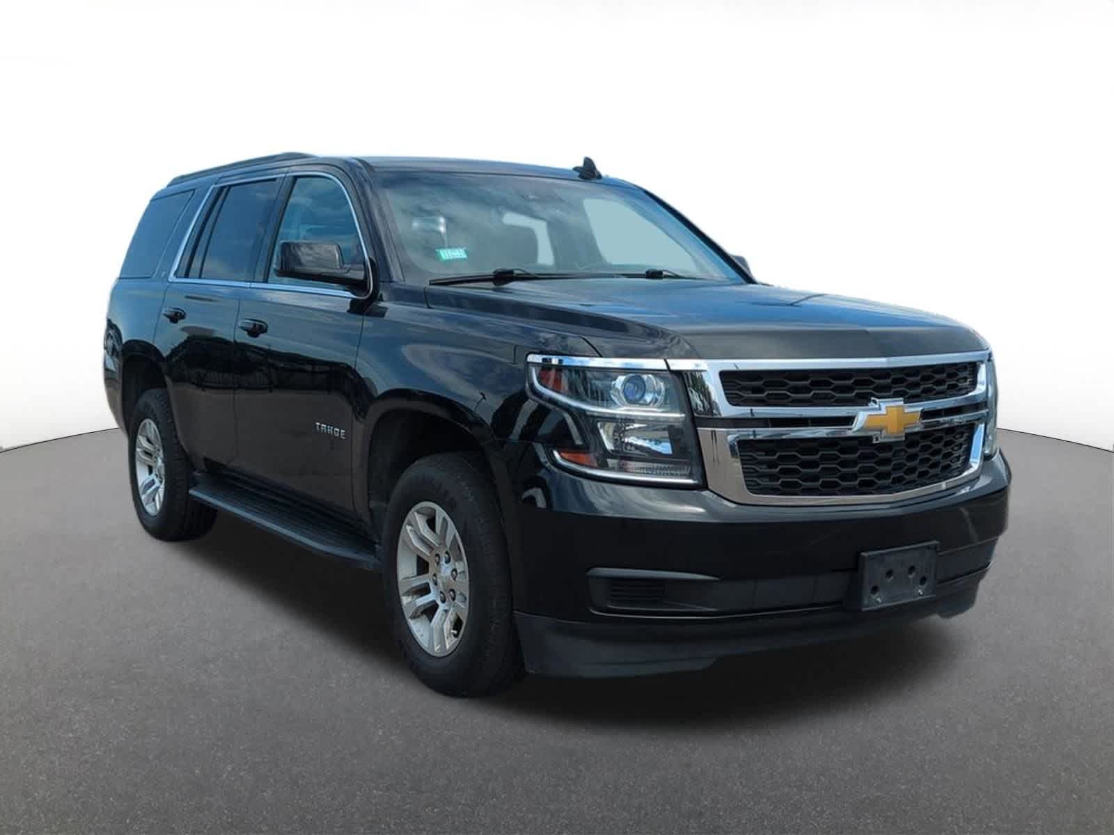 Thumbnail: 2017 Chevrolet Tahoe - 8