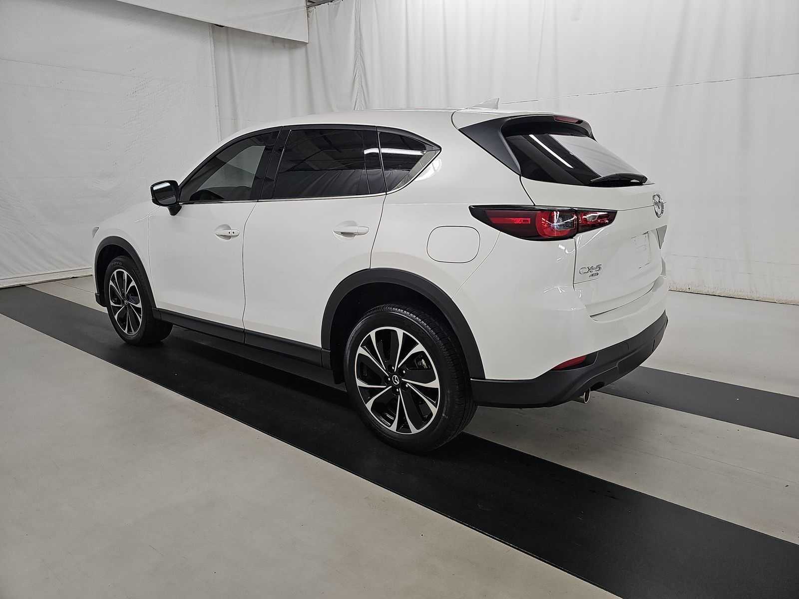 Thumbnail: 2023 Mazda CX-5 - 5
