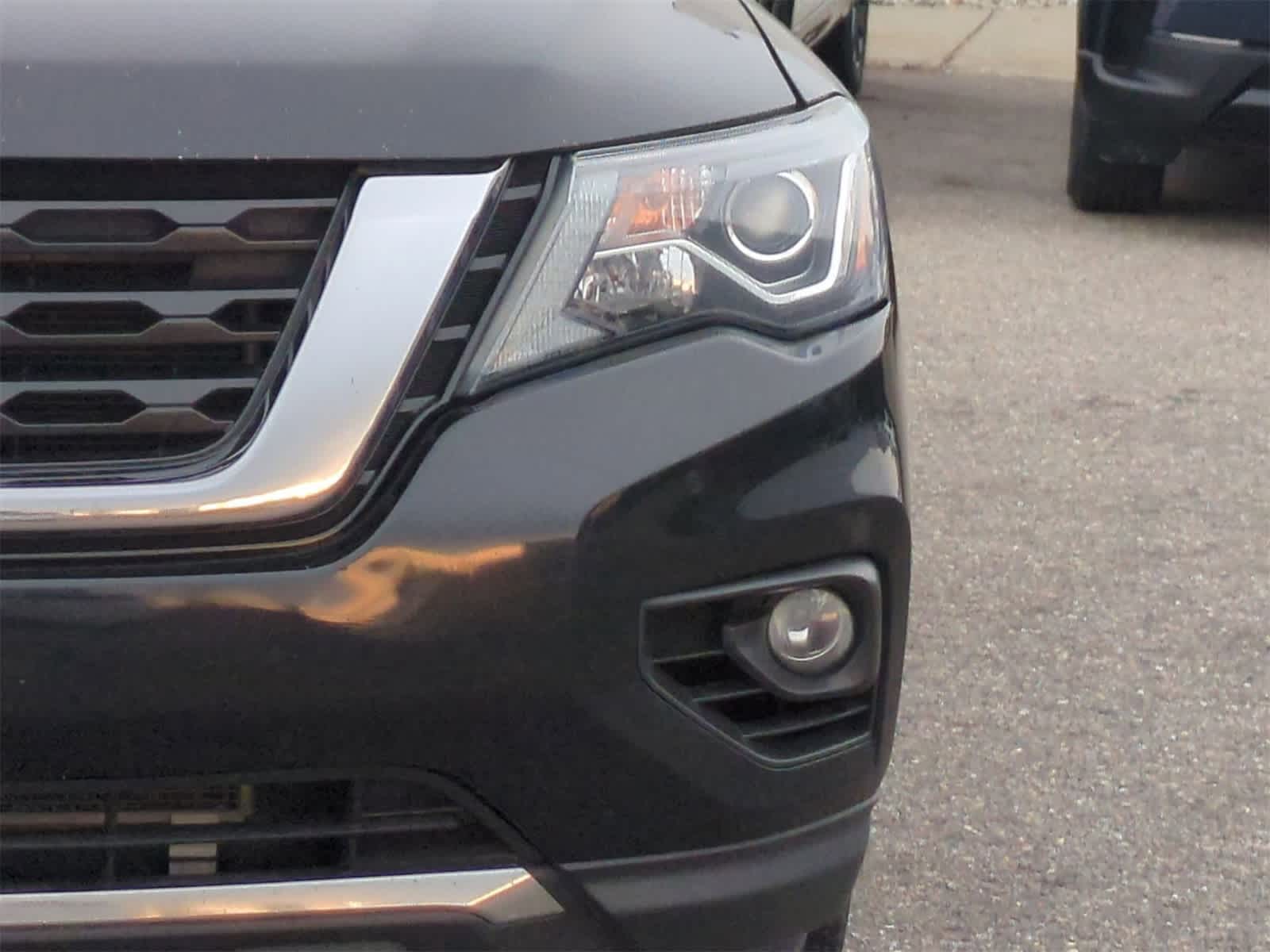 Thumbnail: 2018 Nissan Pathfinder - 10