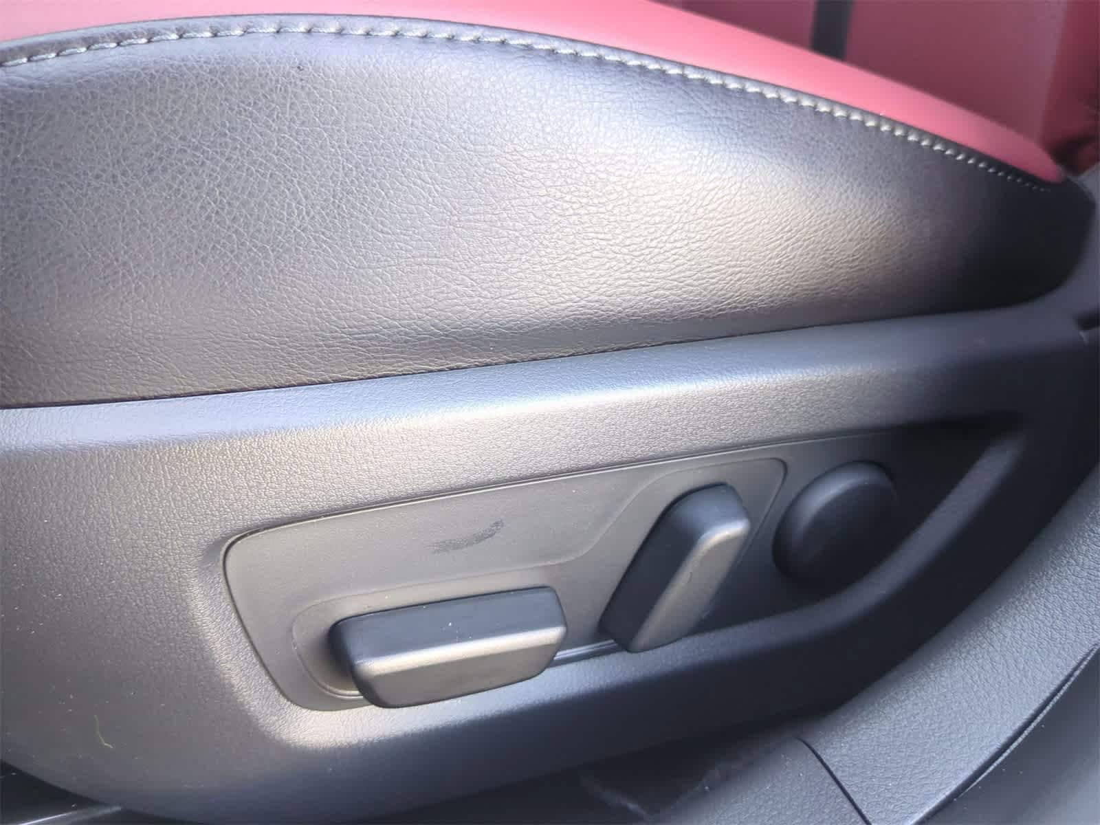 Thumbnail: 2026 Mazda CX-50 - 16