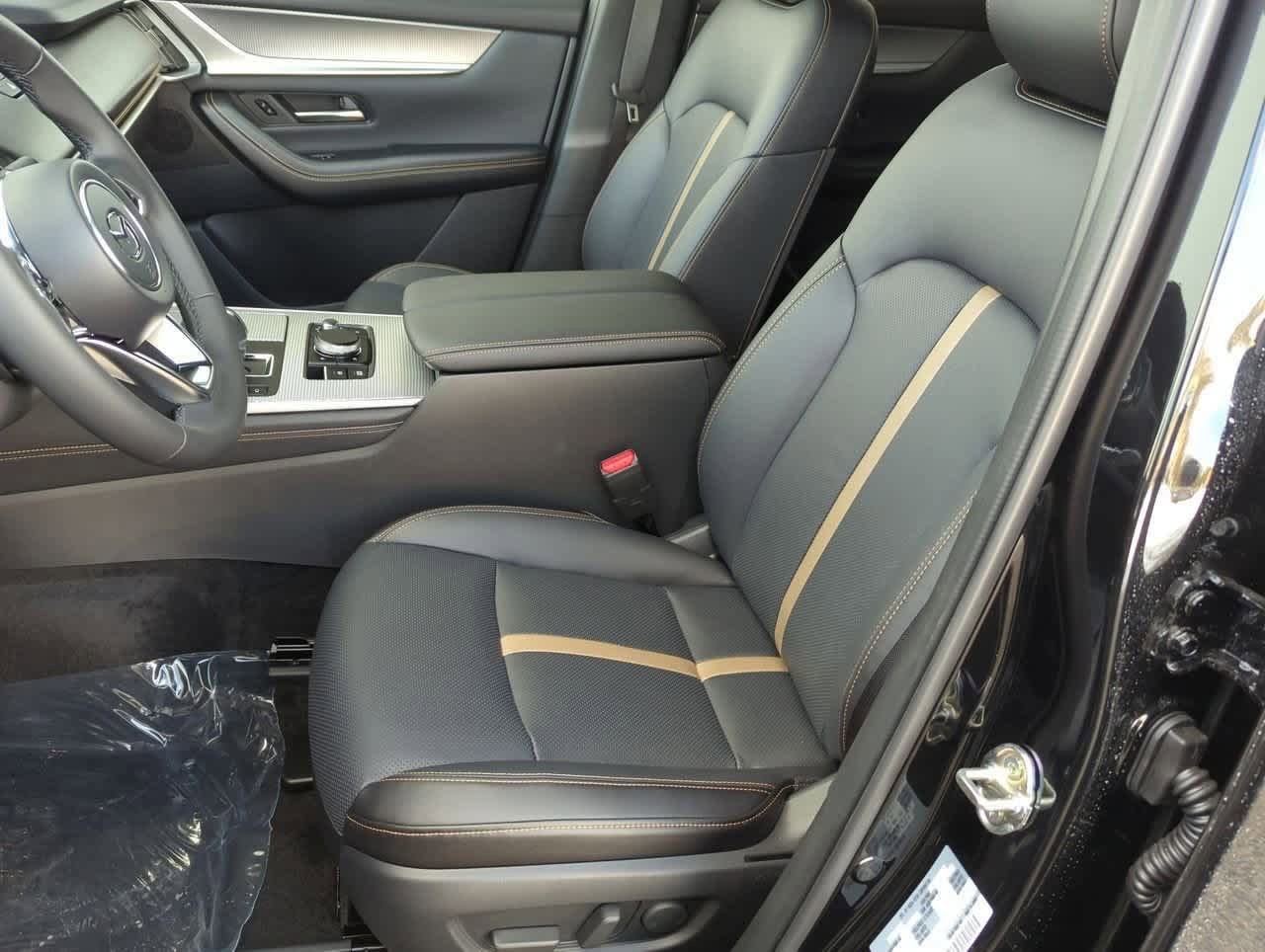 Thumbnail: 2025 Mazda CX-70 - 14