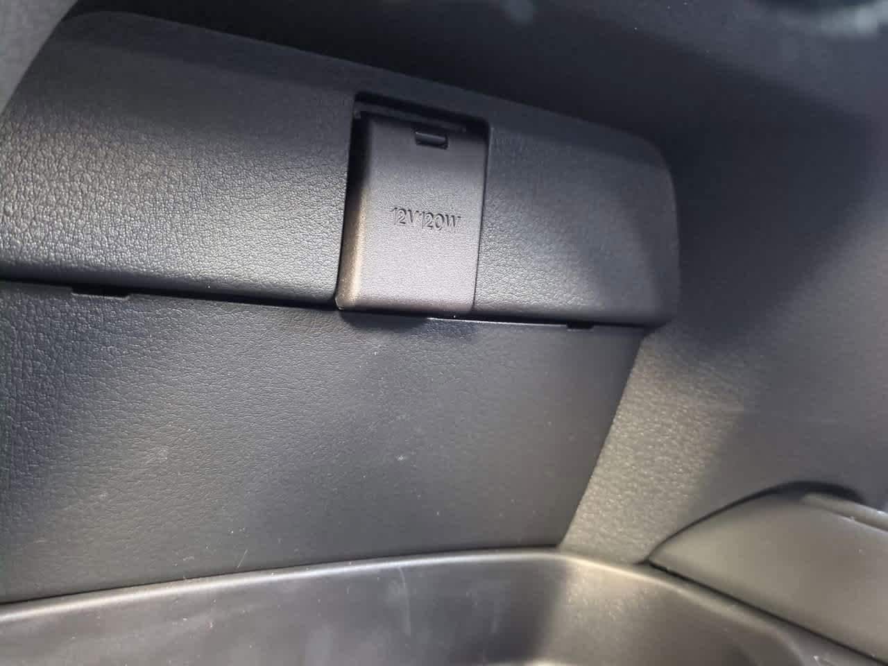 Thumbnail: 2026 Mazda CX-50 - 31