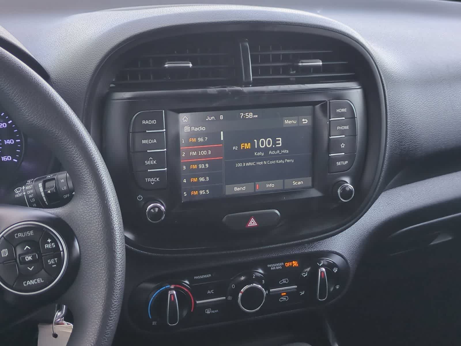 2021 Kia Soul LX - Photo 23