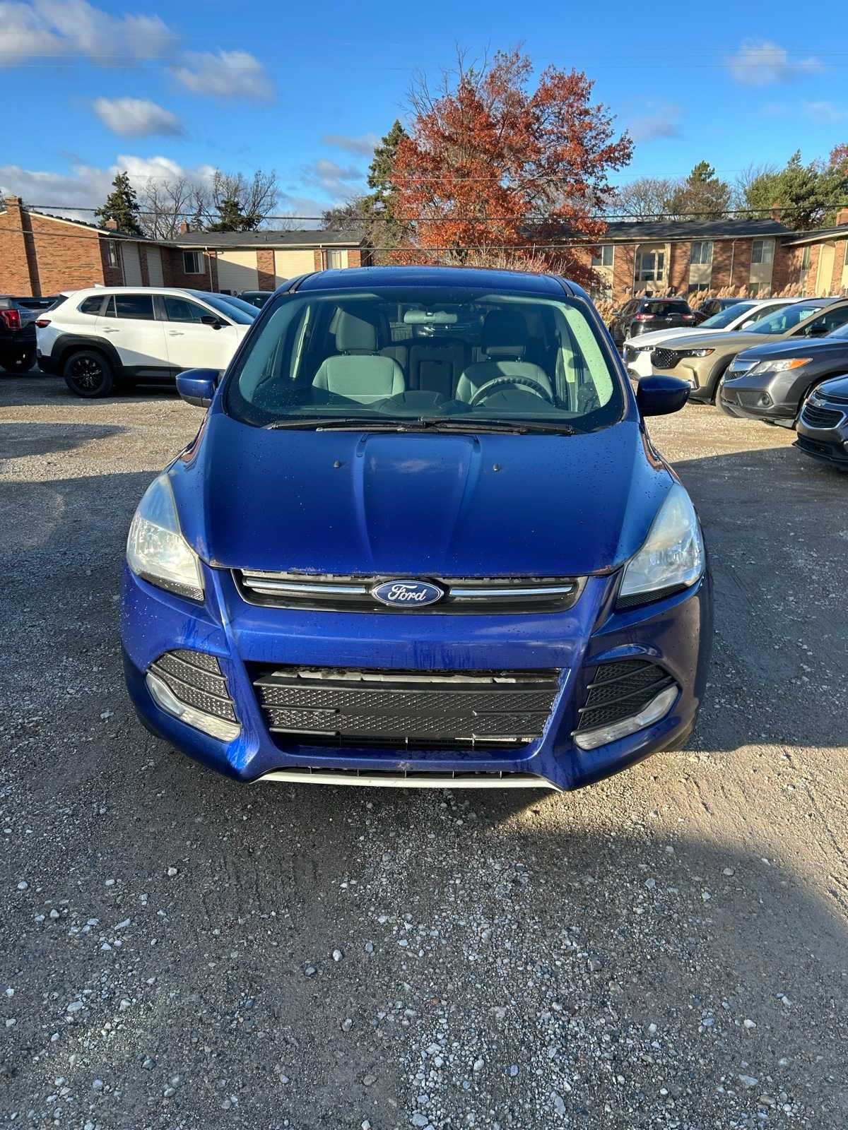 Used 2015 Ford Escape SE with VIN 1FMCU9G94FUB13098 for sale in Troy, MI