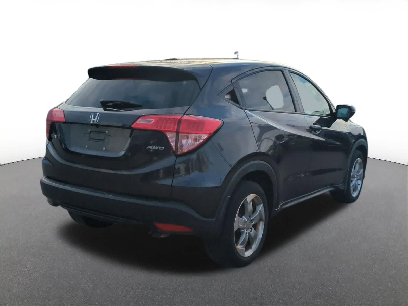 Thumbnail: 2016 Honda HR-V - 6