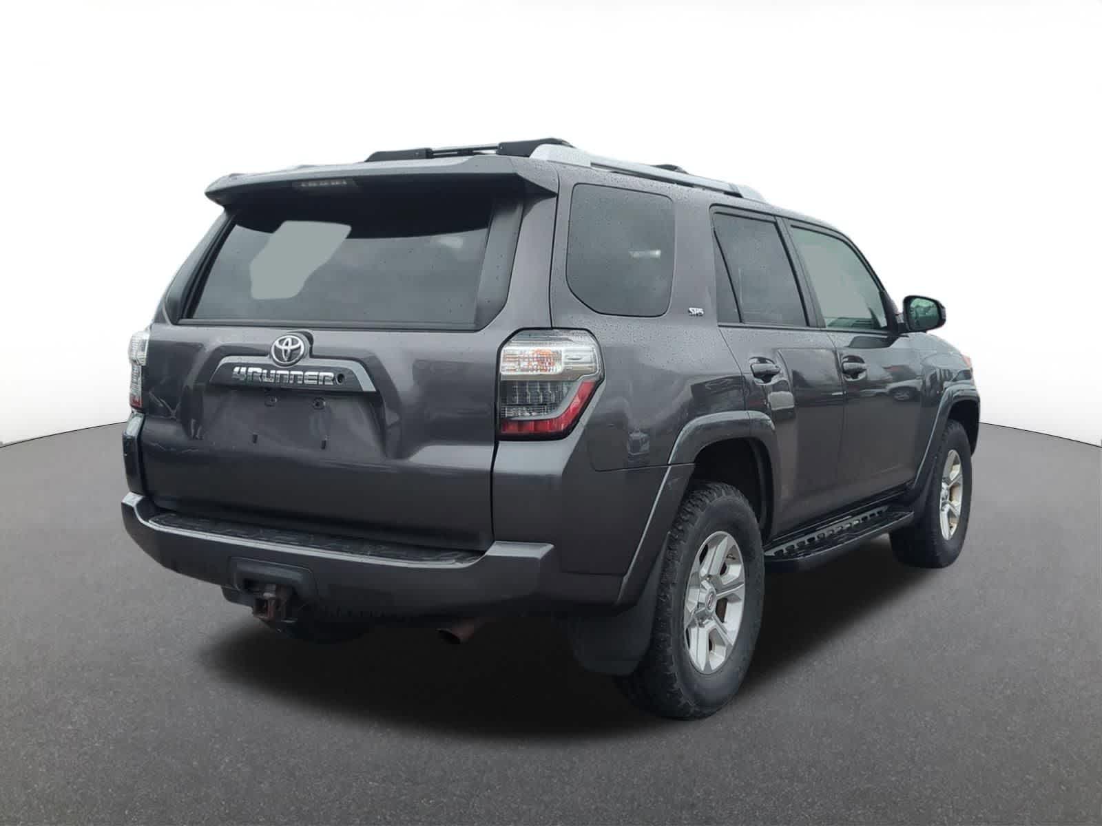 Thumbnail: 2014 Toyota 4Runner - 6