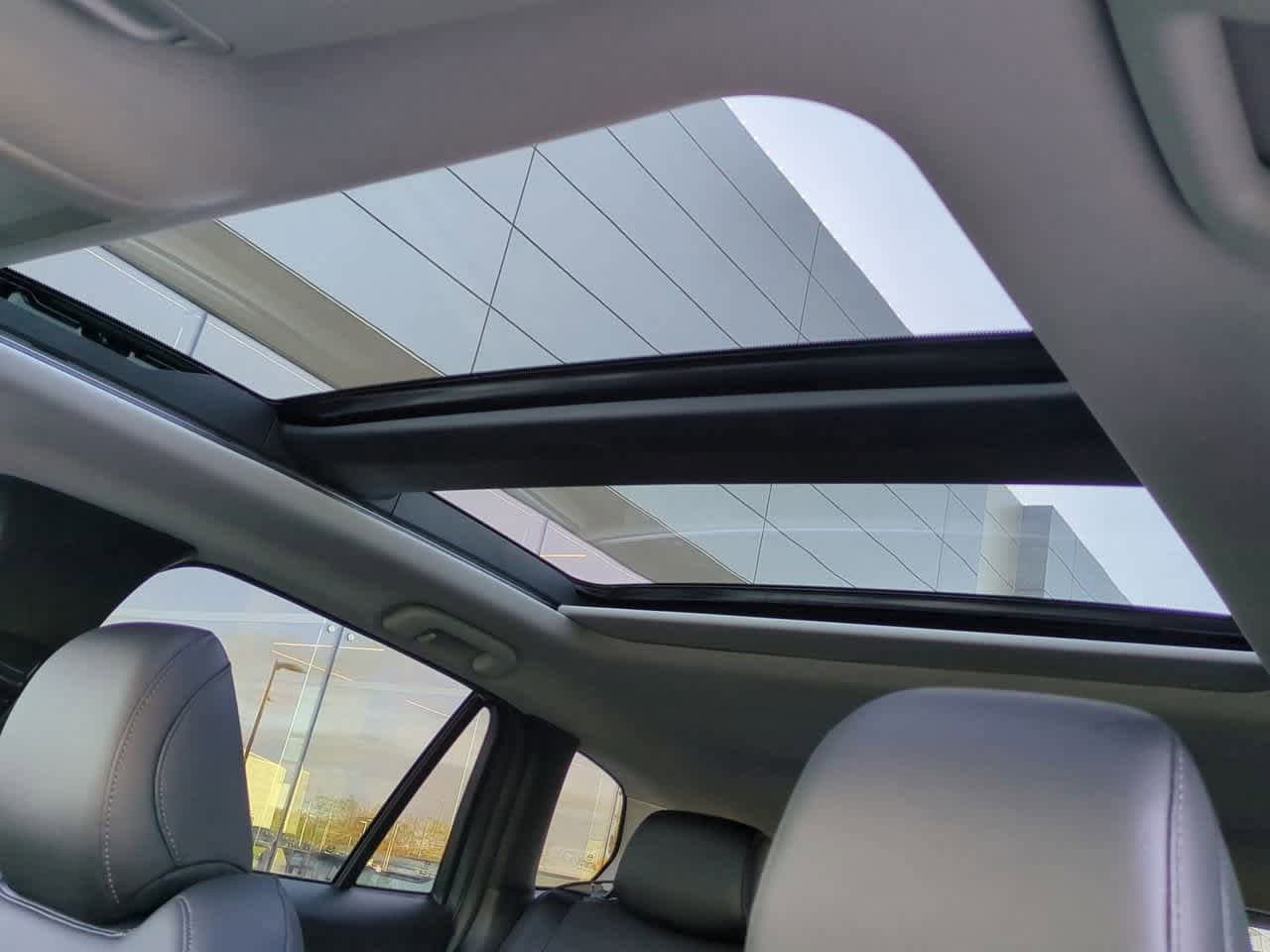 Thumbnail: 2026 Mazda CX-50 - 17