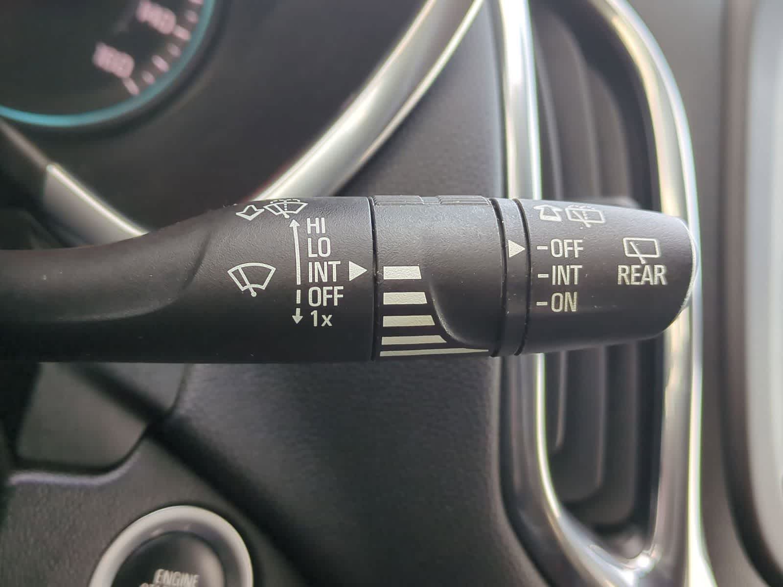 Thumbnail: 2020 Chevrolet Equinox - 24