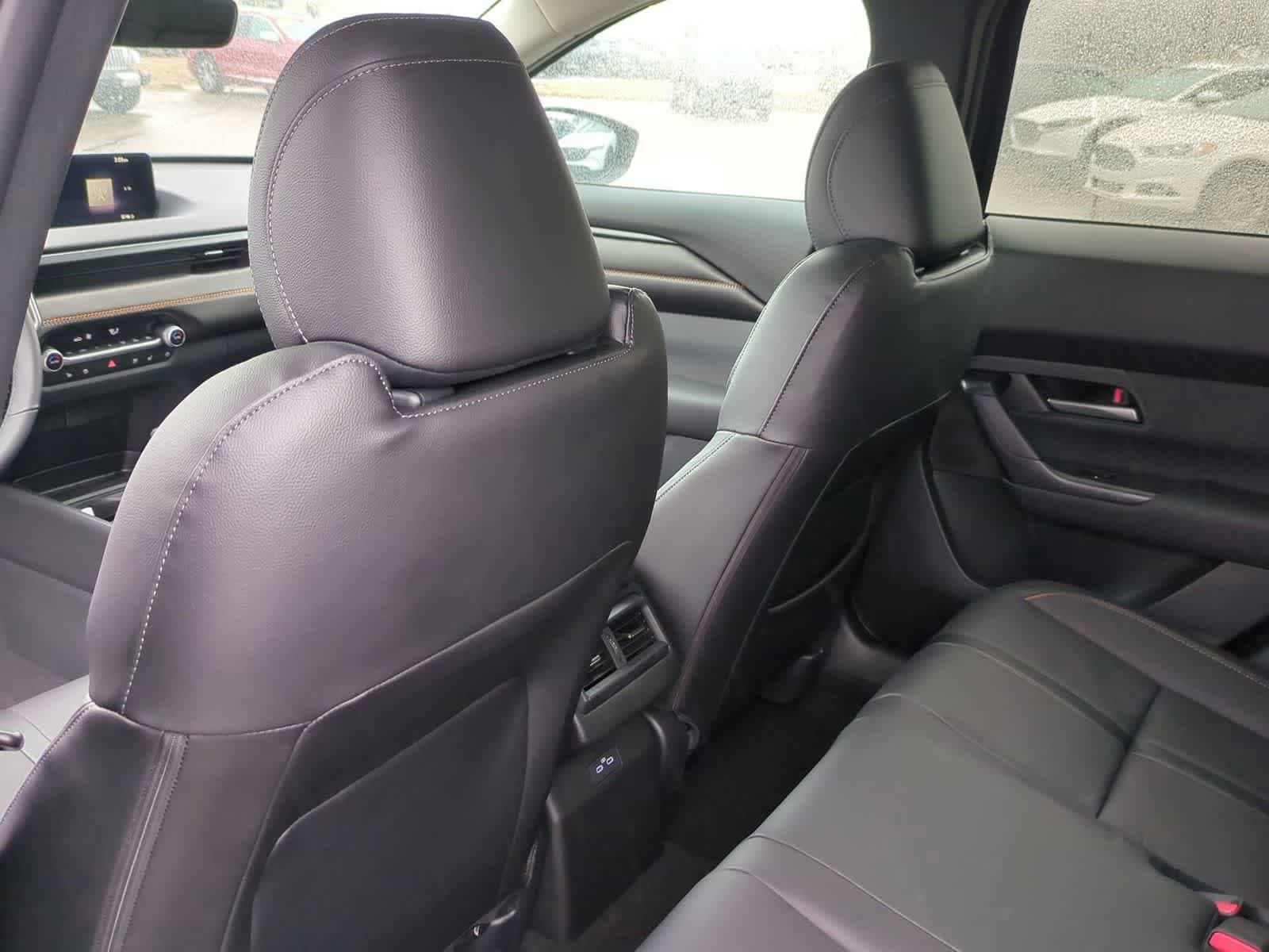 Thumbnail: 2026 Mazda CX-50 - 17