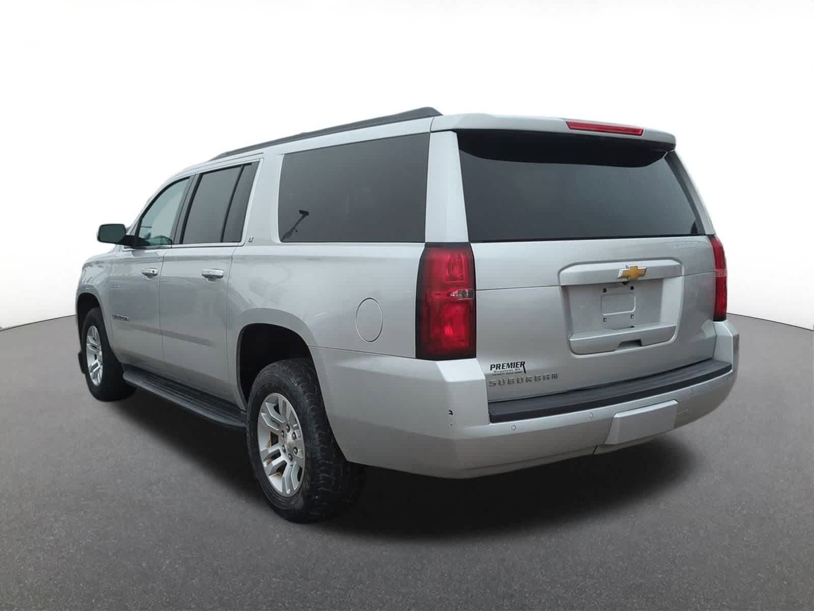 Thumbnail: 2019 Chevrolet Suburban - 4