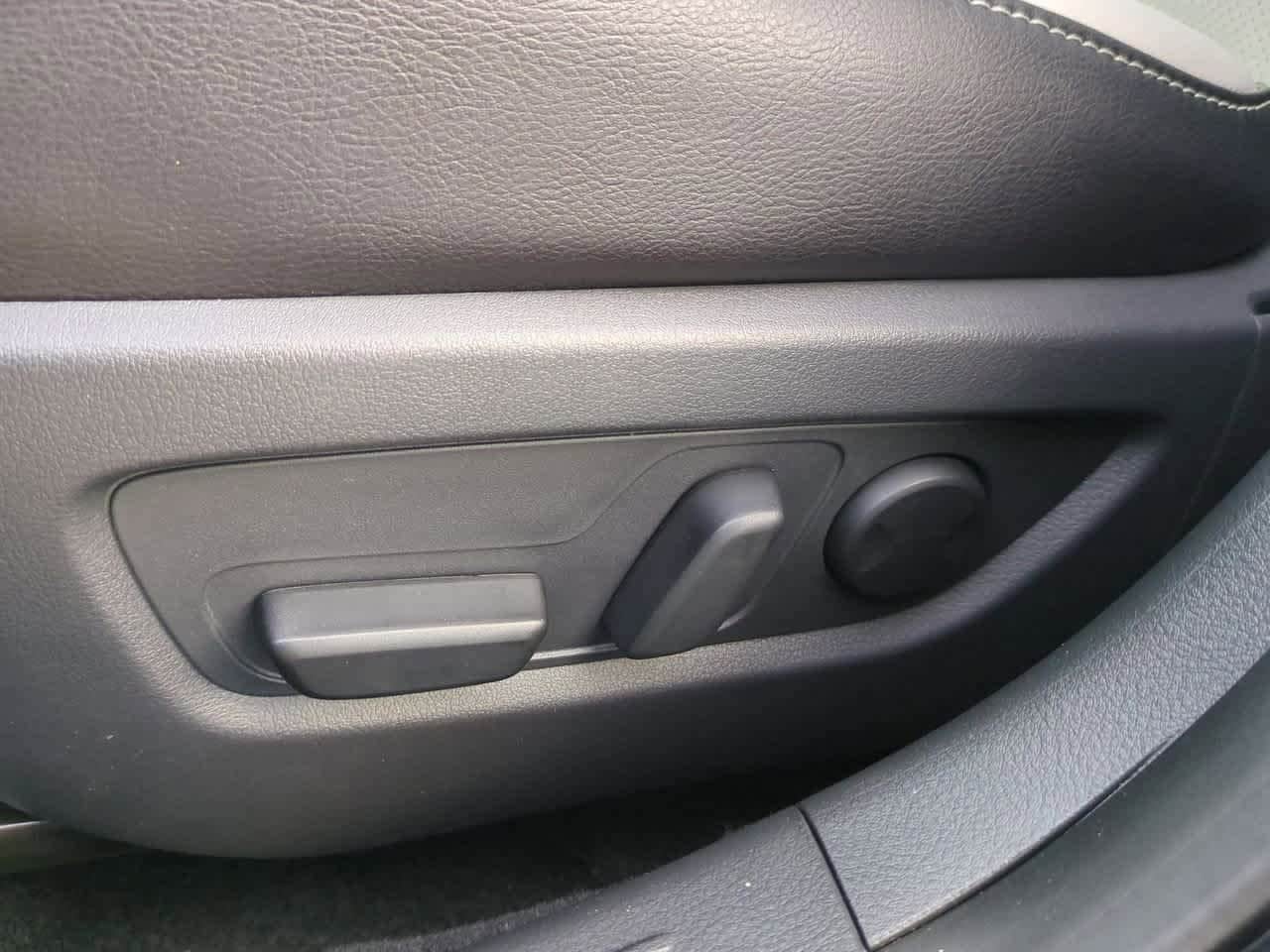 Thumbnail: 2026 Mazda CX-50 - 16