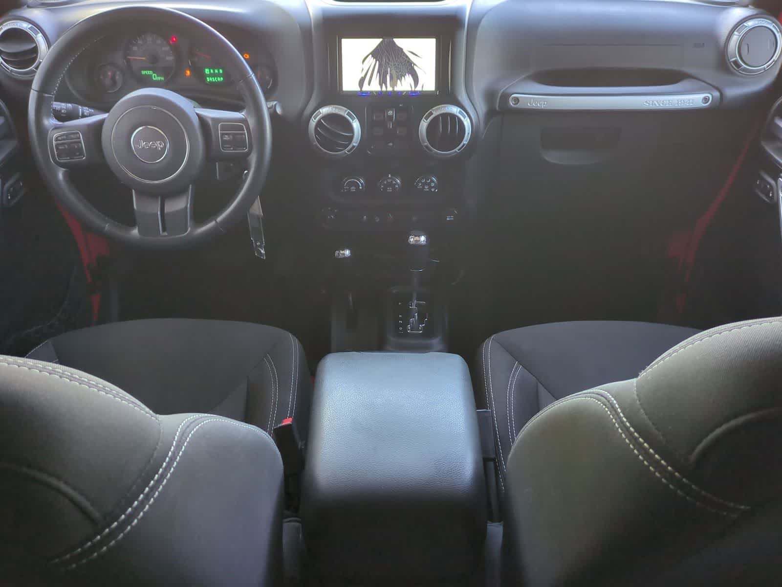 Thumbnail: 2015 Jeep Wrangler - 15