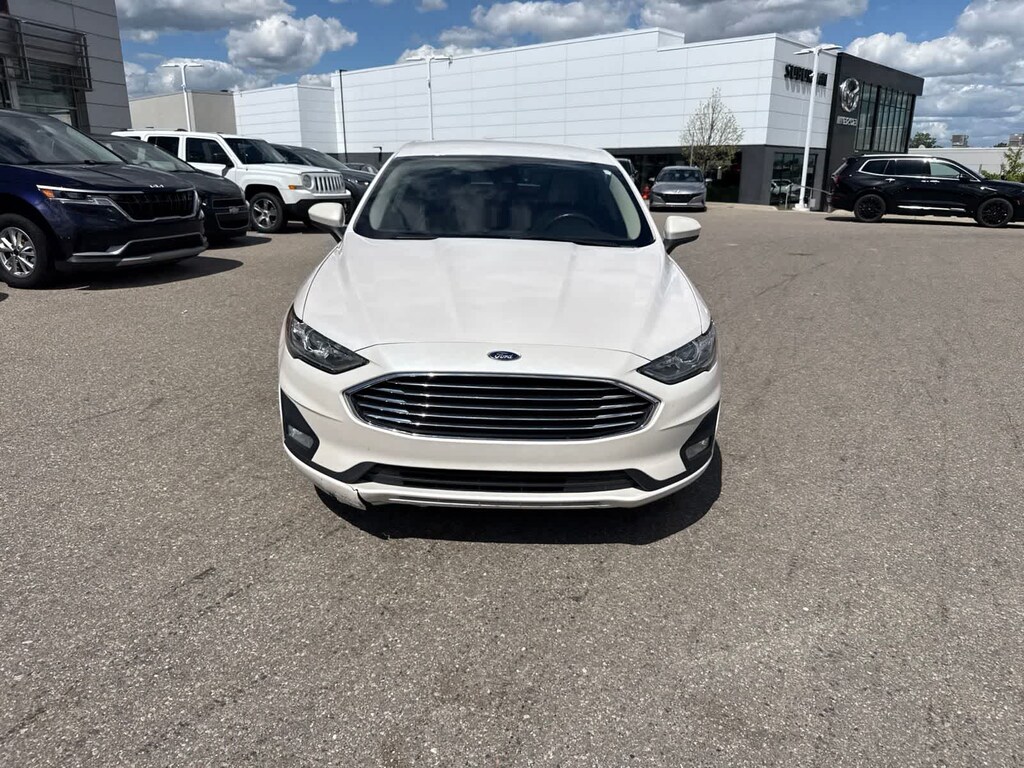 Used 2020 Ford Fusion SE Sedan