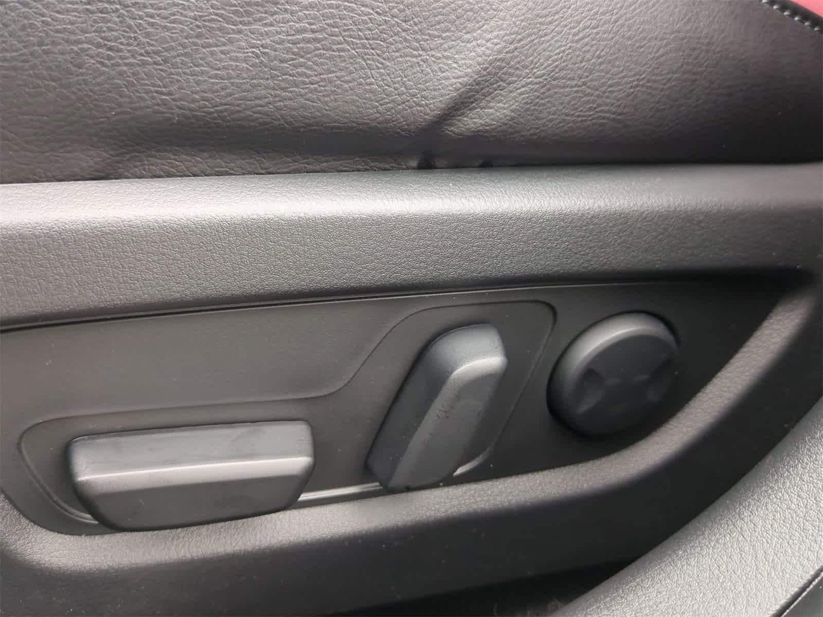 Thumbnail: 2026 Mazda CX-50 - 16