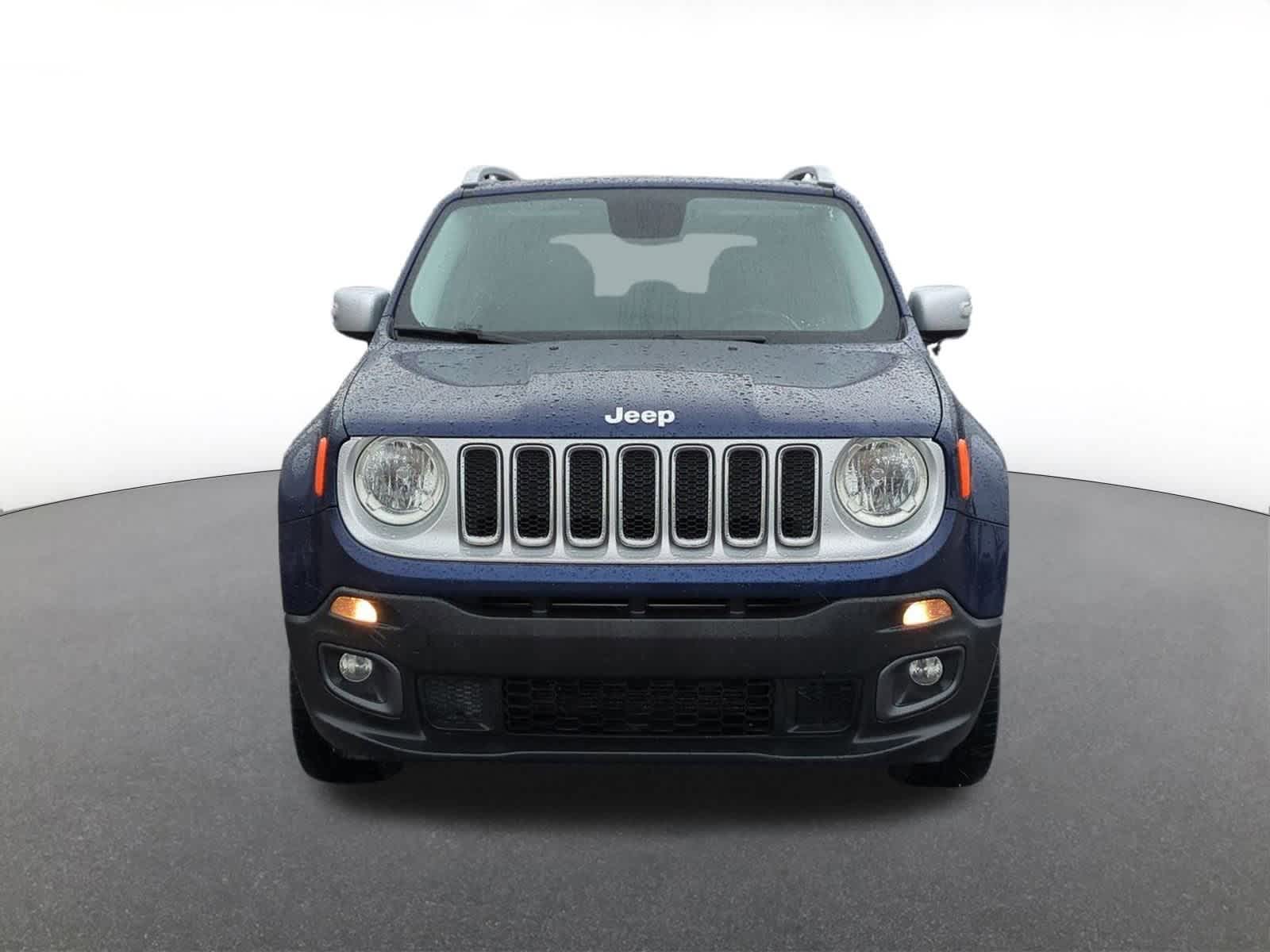 Thumbnail: 2016 Jeep Renegade - 9
