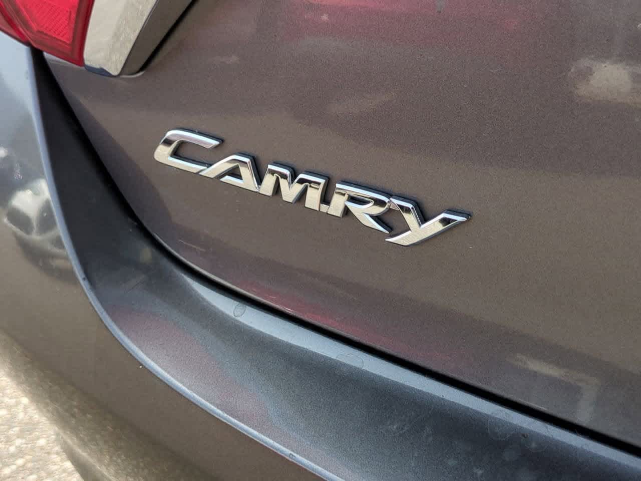 Thumbnail: 2016 Toyota Camry - 12