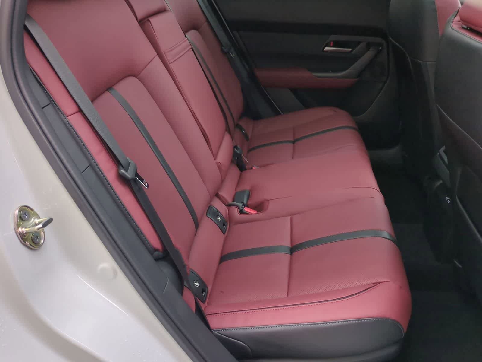 Thumbnail: 2026 Mazda CX-50 - 20