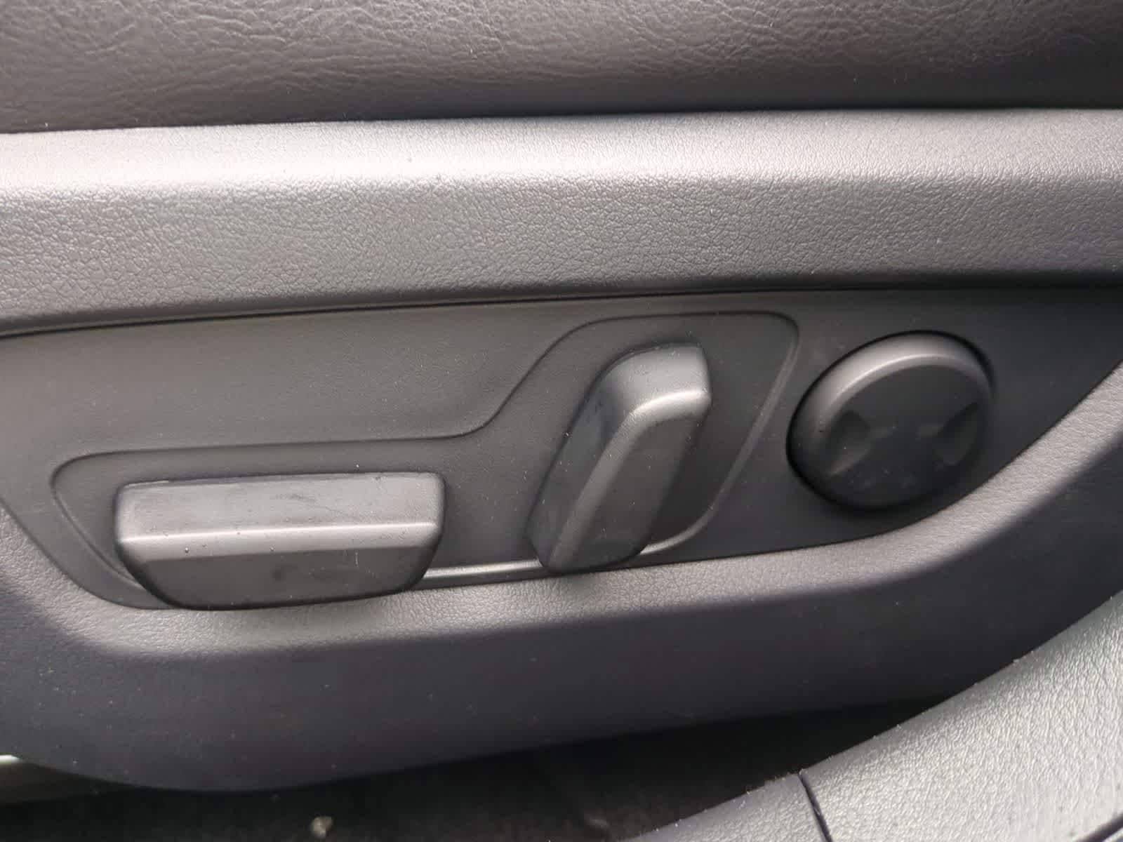 Thumbnail: 2026 Mazda CX-50 - 16