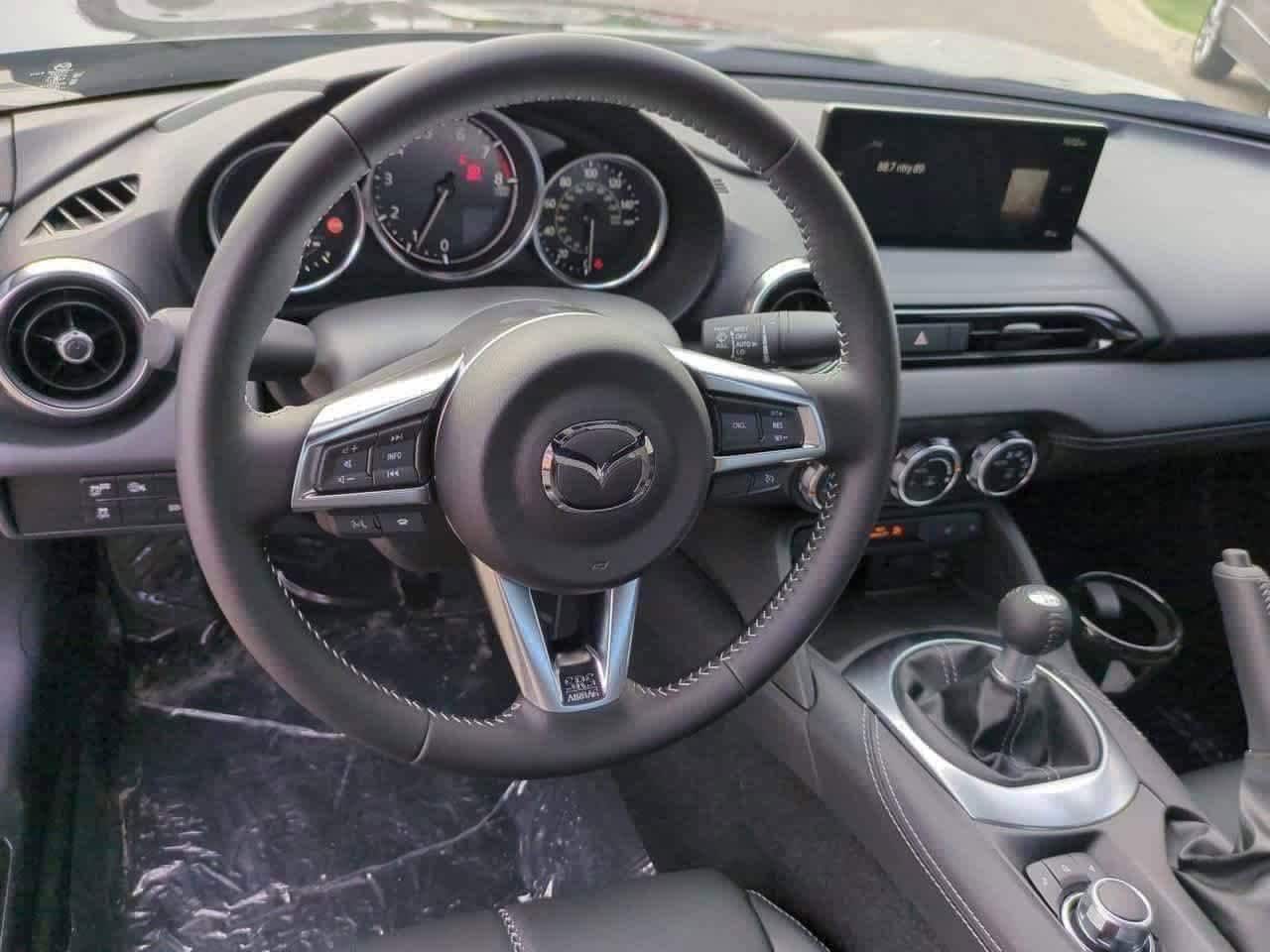 Thumbnail: 2025 Mazda MX-5 Miata - 12