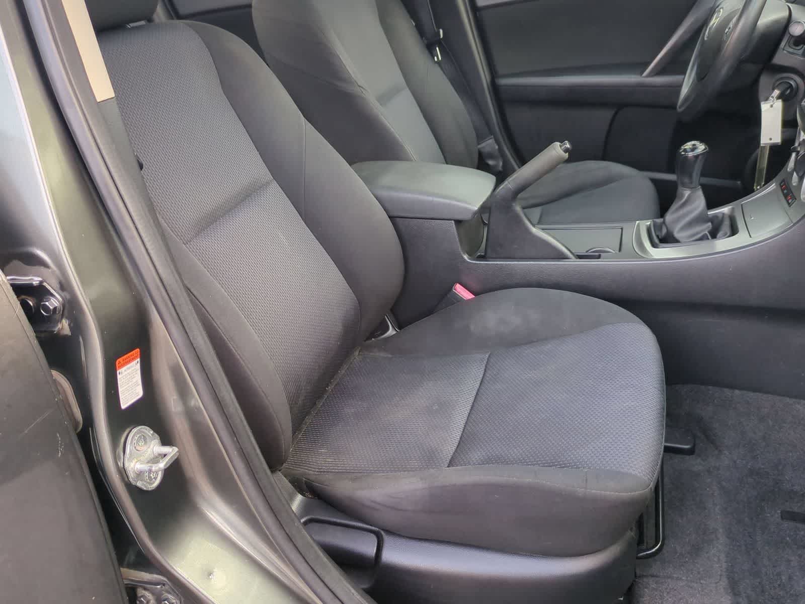 2011 Mazda MAZDA3 i Touring - Photo 22