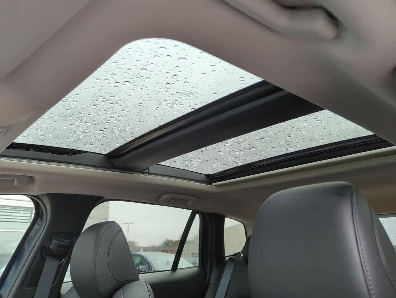 Thumbnail: 2025 Mazda CX-50 - 17