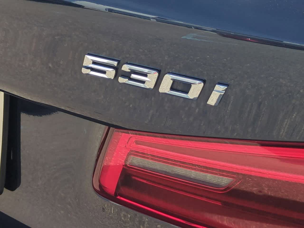 Thumbnail: 2018 BMW 5 Series - 11