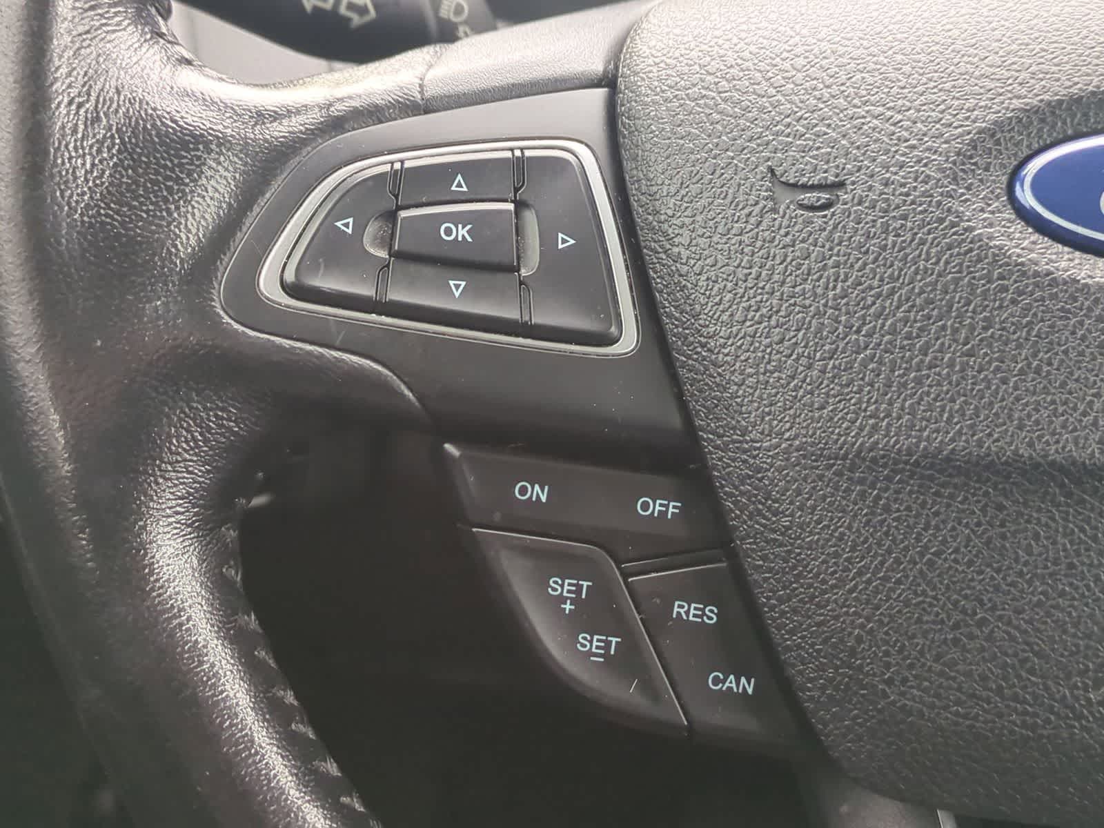 Thumbnail: 2016 Ford Focus - 24