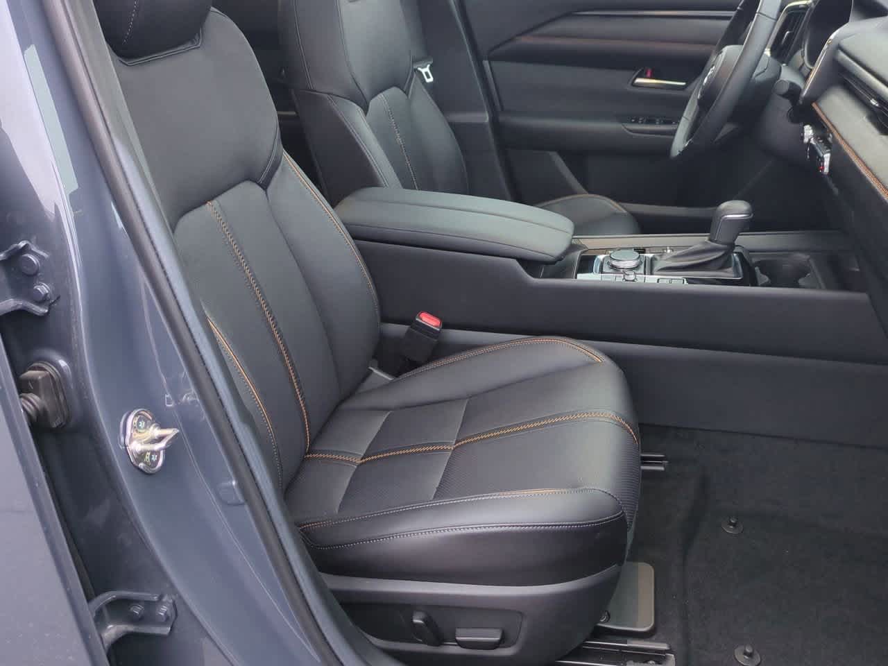 Thumbnail: 2025 Mazda CX-50 - 22