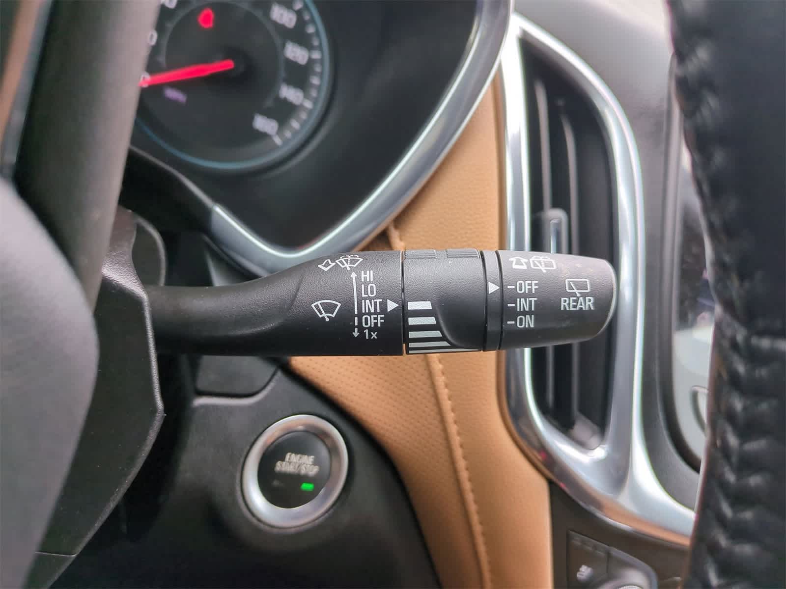 Thumbnail: 2020 Chevrolet Equinox - 26