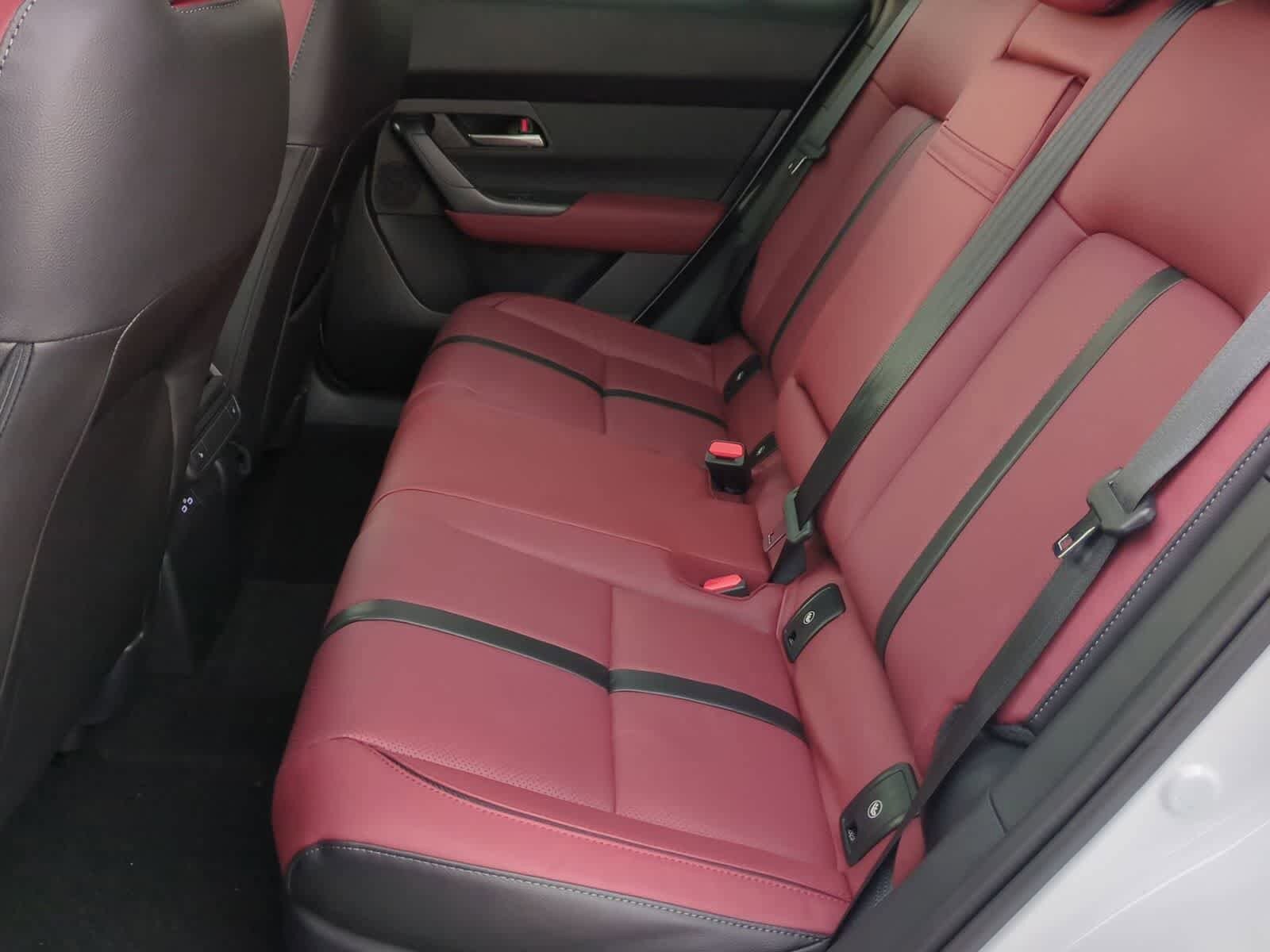 Thumbnail: 2026 Mazda CX-50 - 19